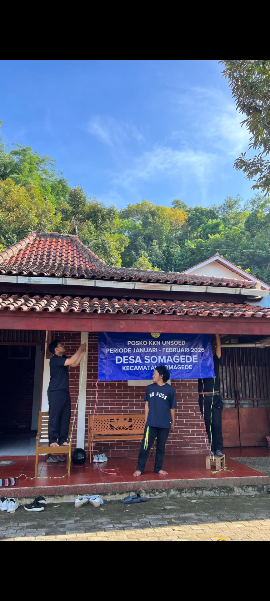 H min Satu Pemasangan Banner Posko dan Persiapan