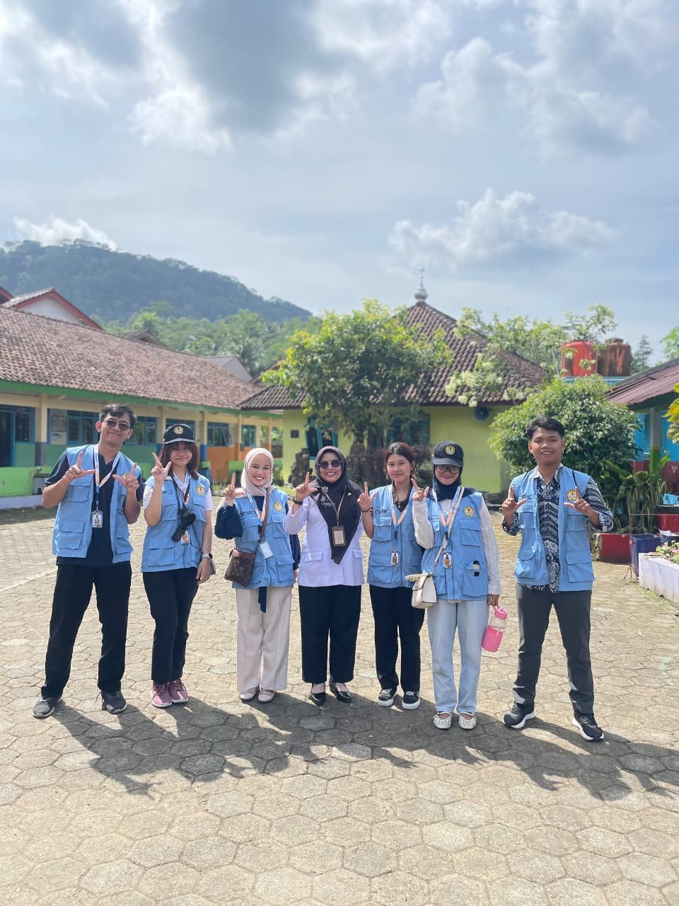 Kunjungan SMPN 1 REMBANG