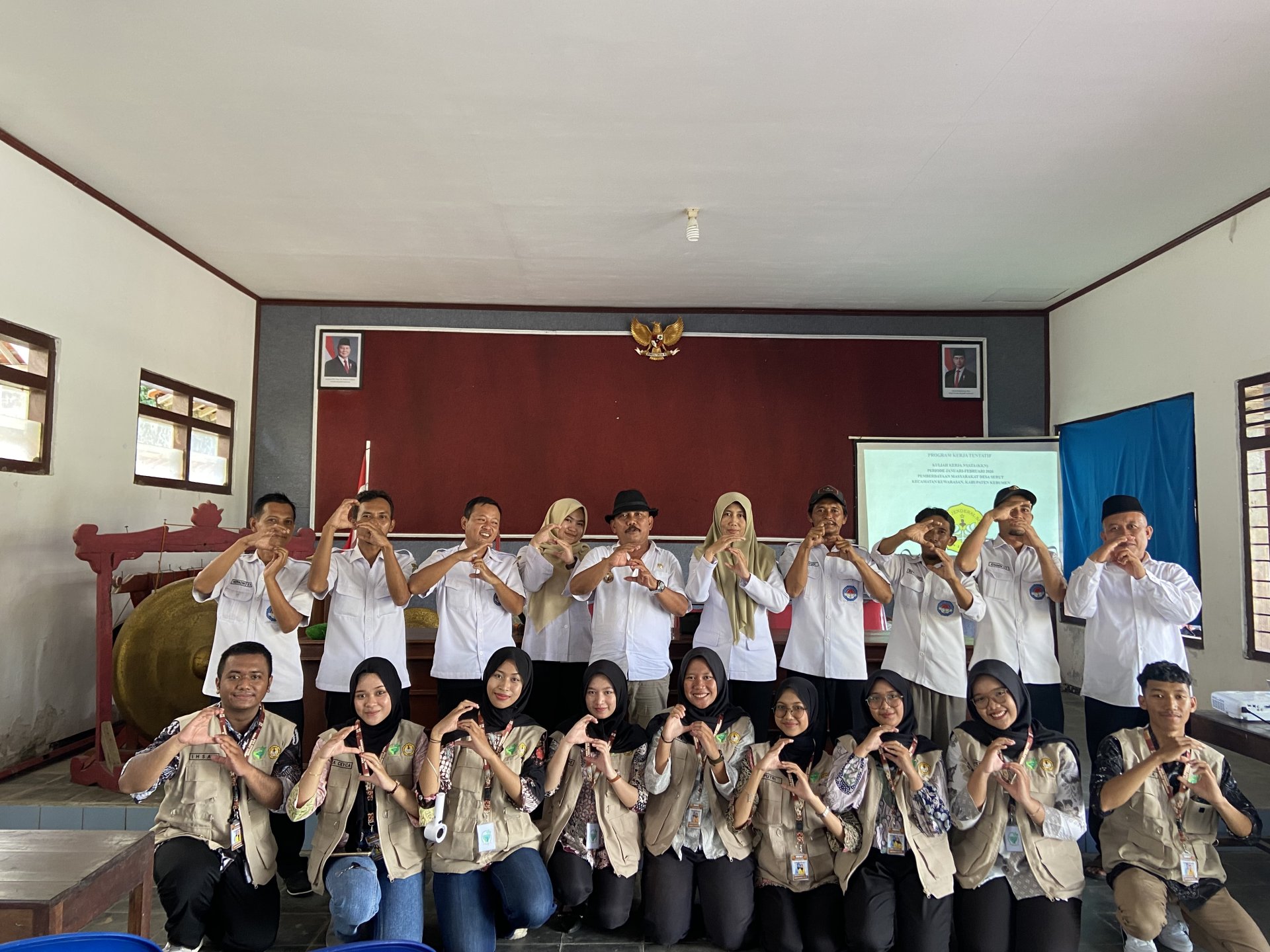 Kegiatan Hari Pertama KKN di Desa Serut