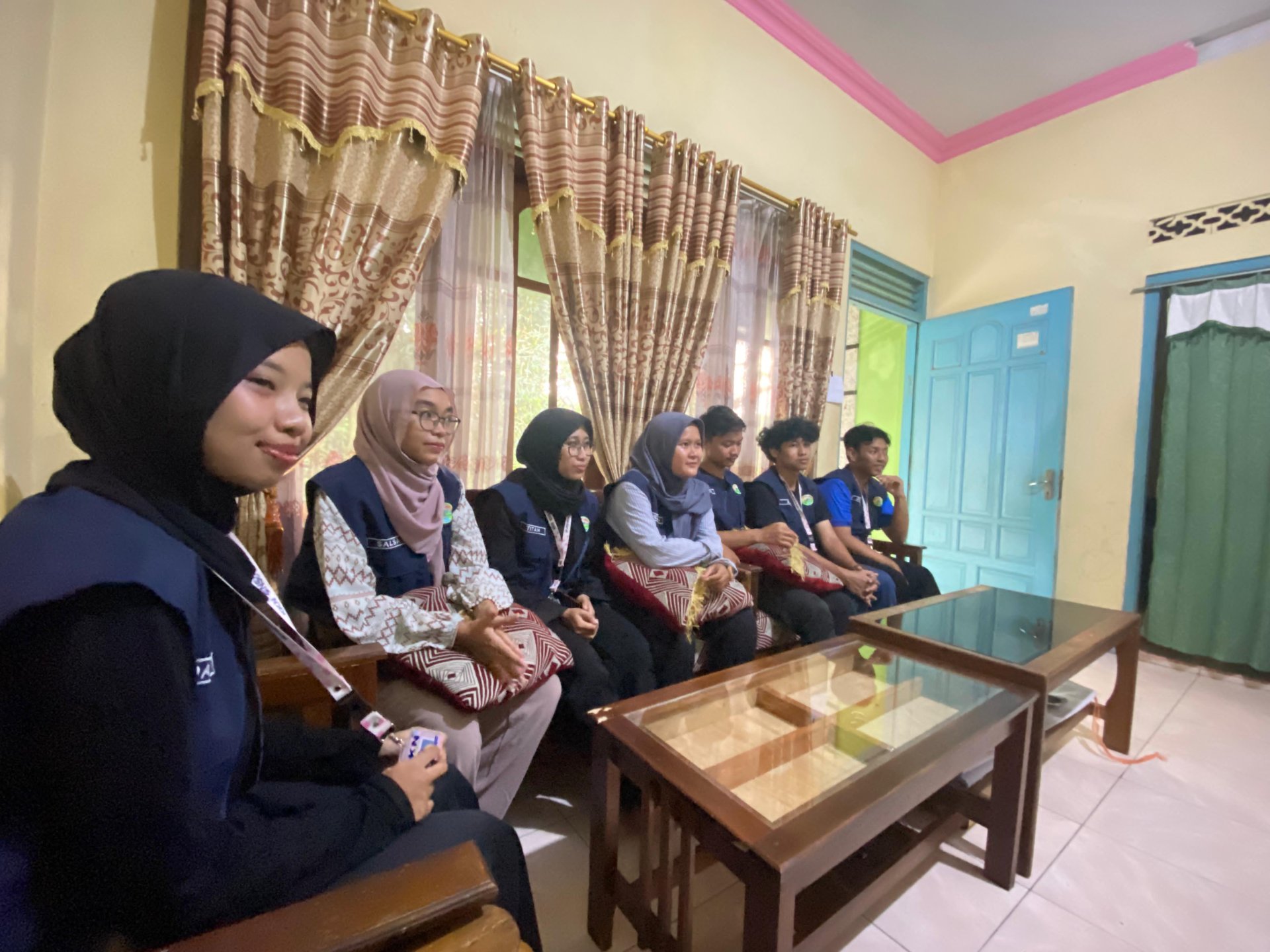 Hari ke-2 KKN -pertemuan pak kades-