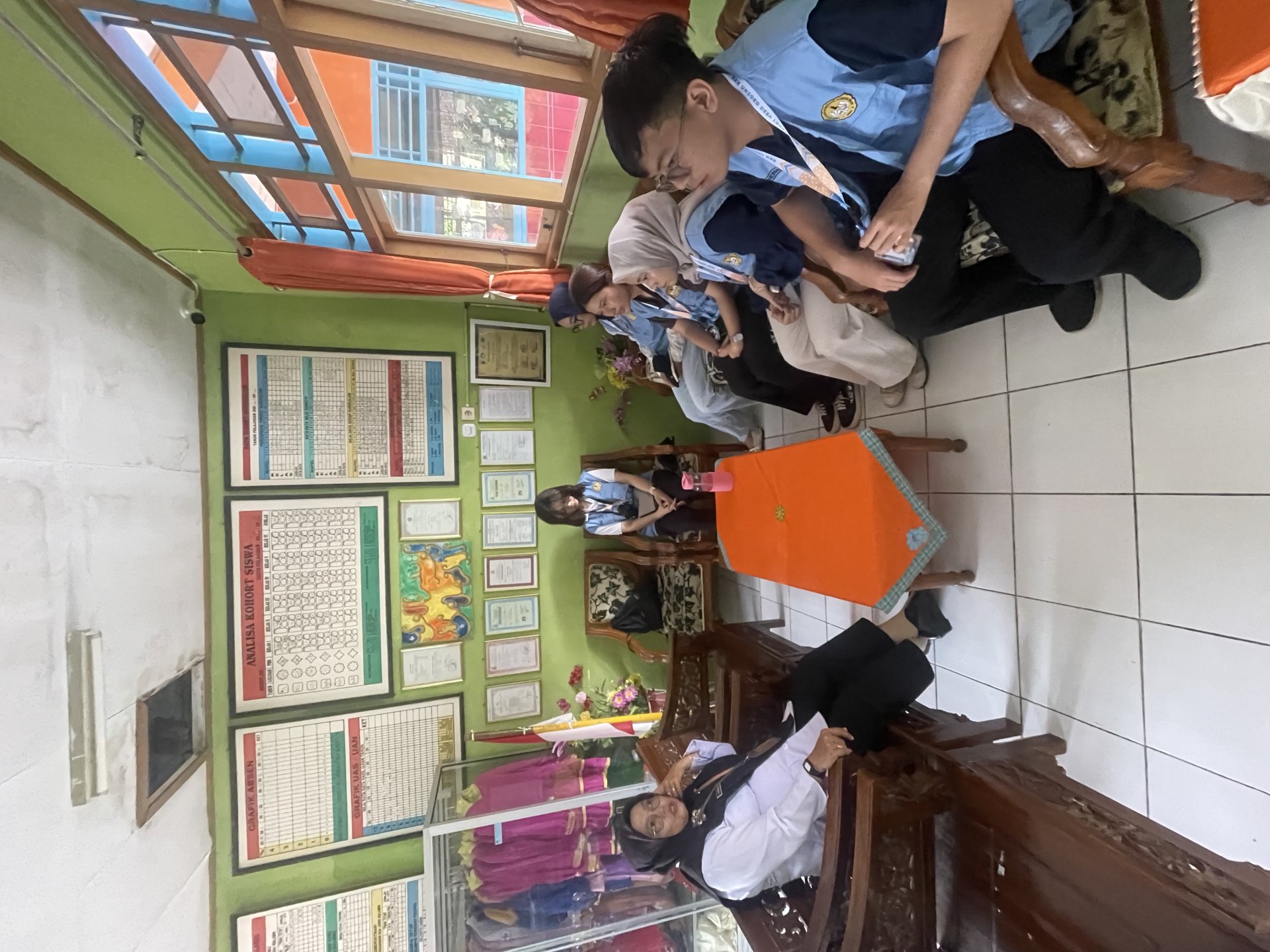 Sowan dengan kepala sekolah SD Negeri 1 Losari