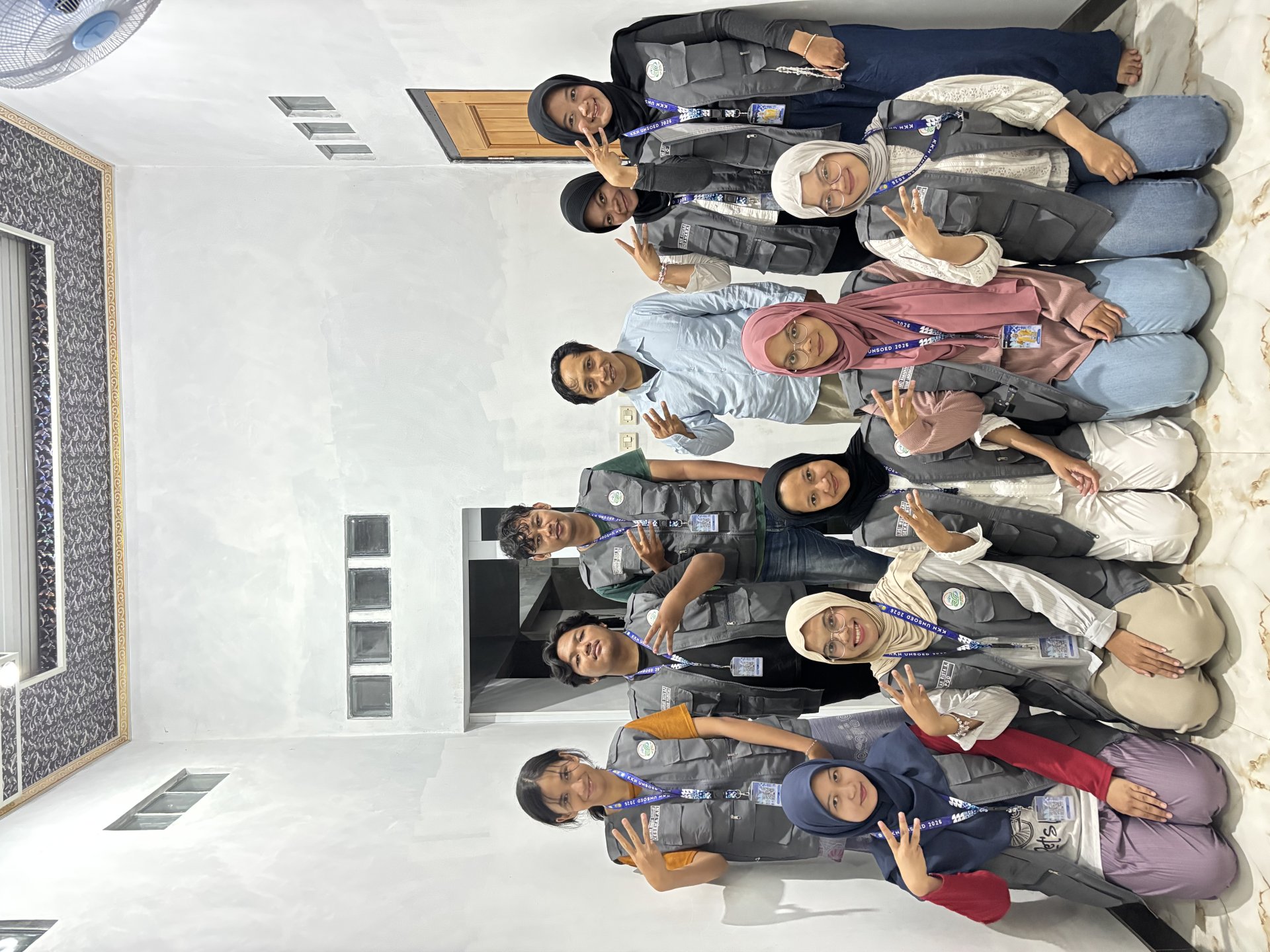 berkunjung dan perkenalan ke rumah pak rt