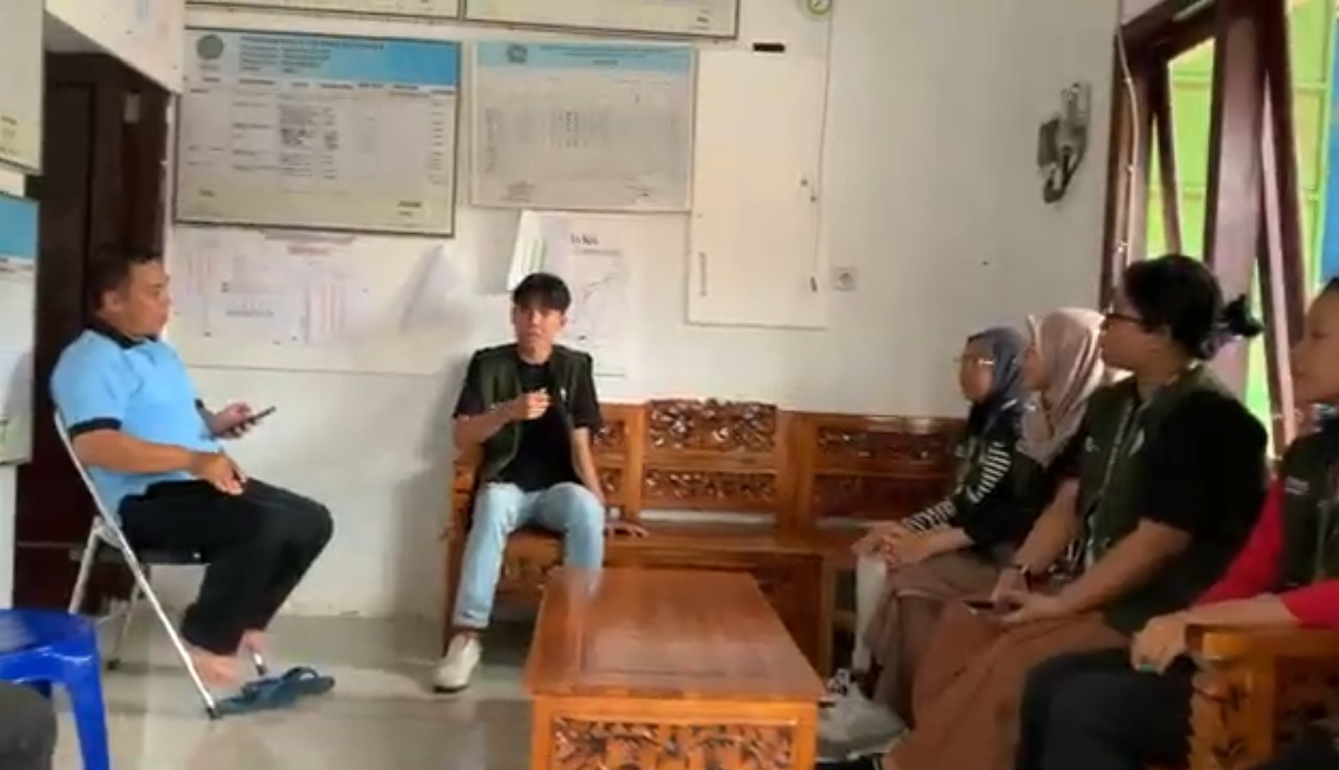 Koordinasi Program Kerja dengan Perangkat Desa Wadaslintang