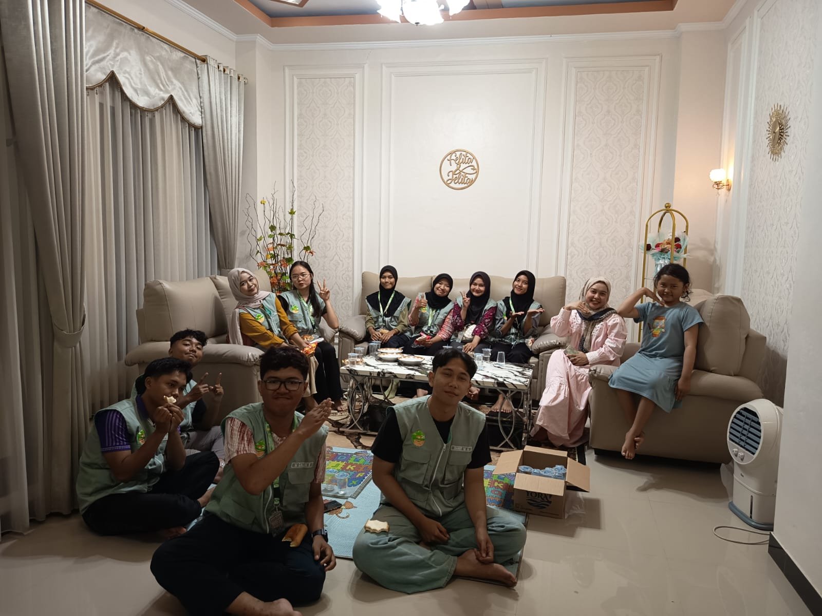 Kunjungan Ke Rumah Ibu RT 2 RW 1