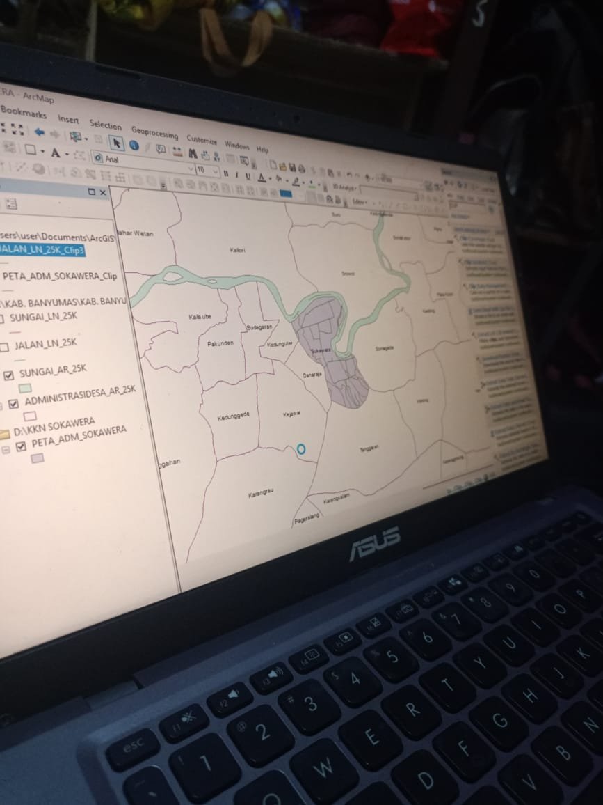 Membuat Peta Administrasi Desa Sokawera