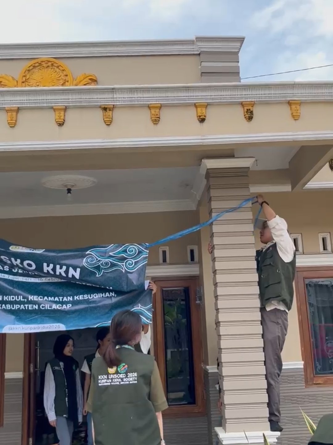 Pemasangan Banner Posko dan Penunjuk Arah