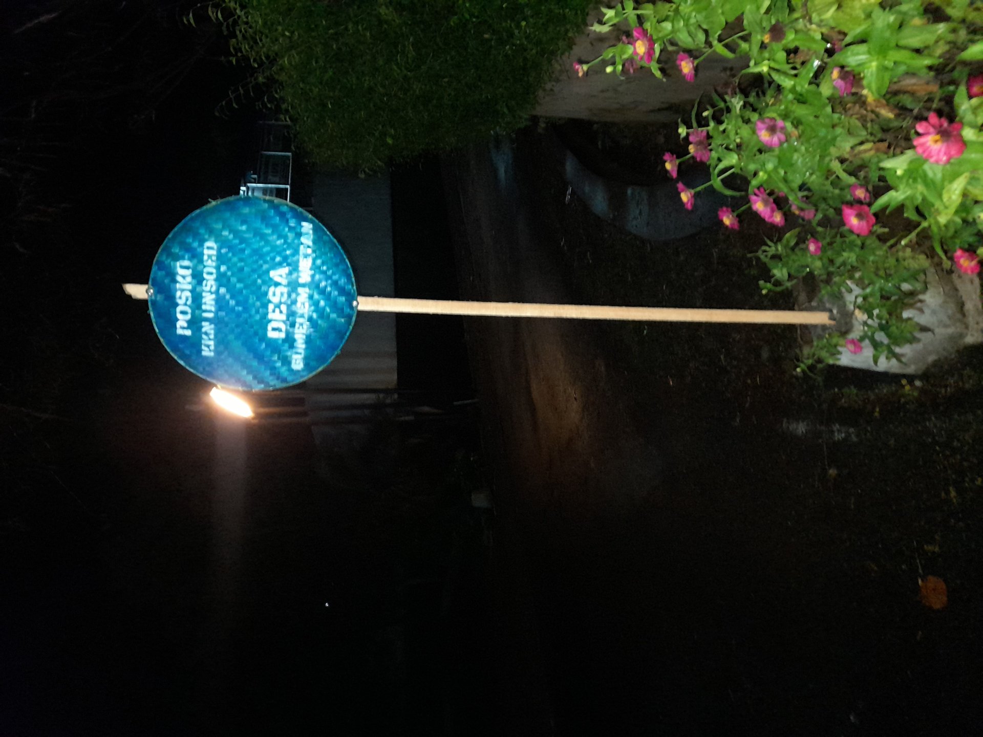 pemasangan penunjuk arah