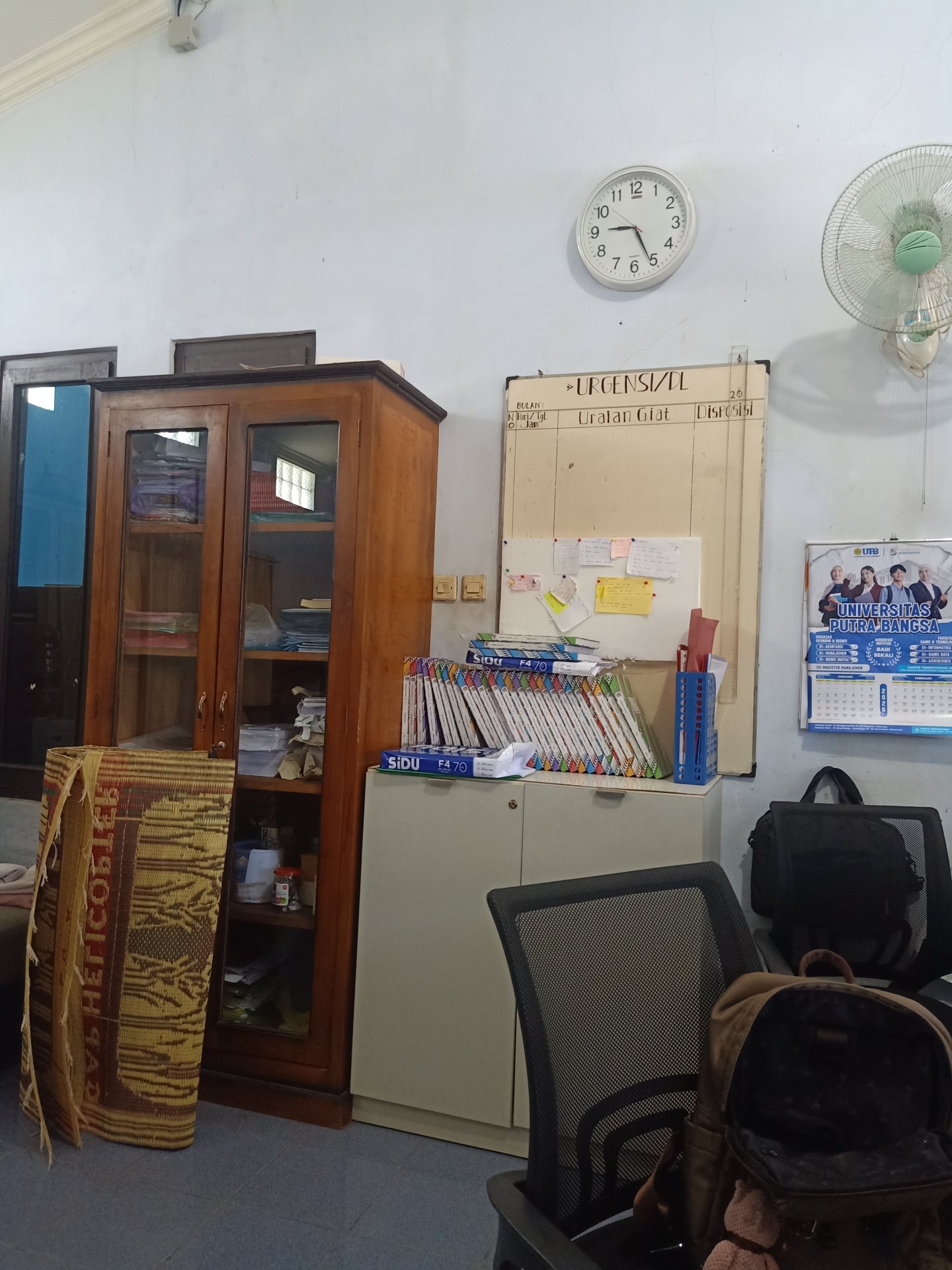 PIKET PELAYANAN DESA PLANJAN