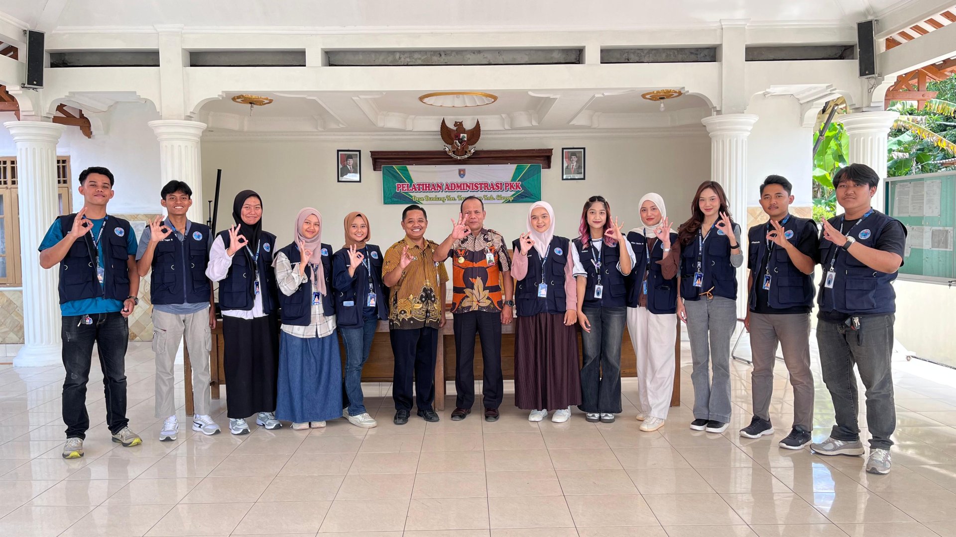 Penerimaan Mahasiswa KKN oleh Kepala Desa