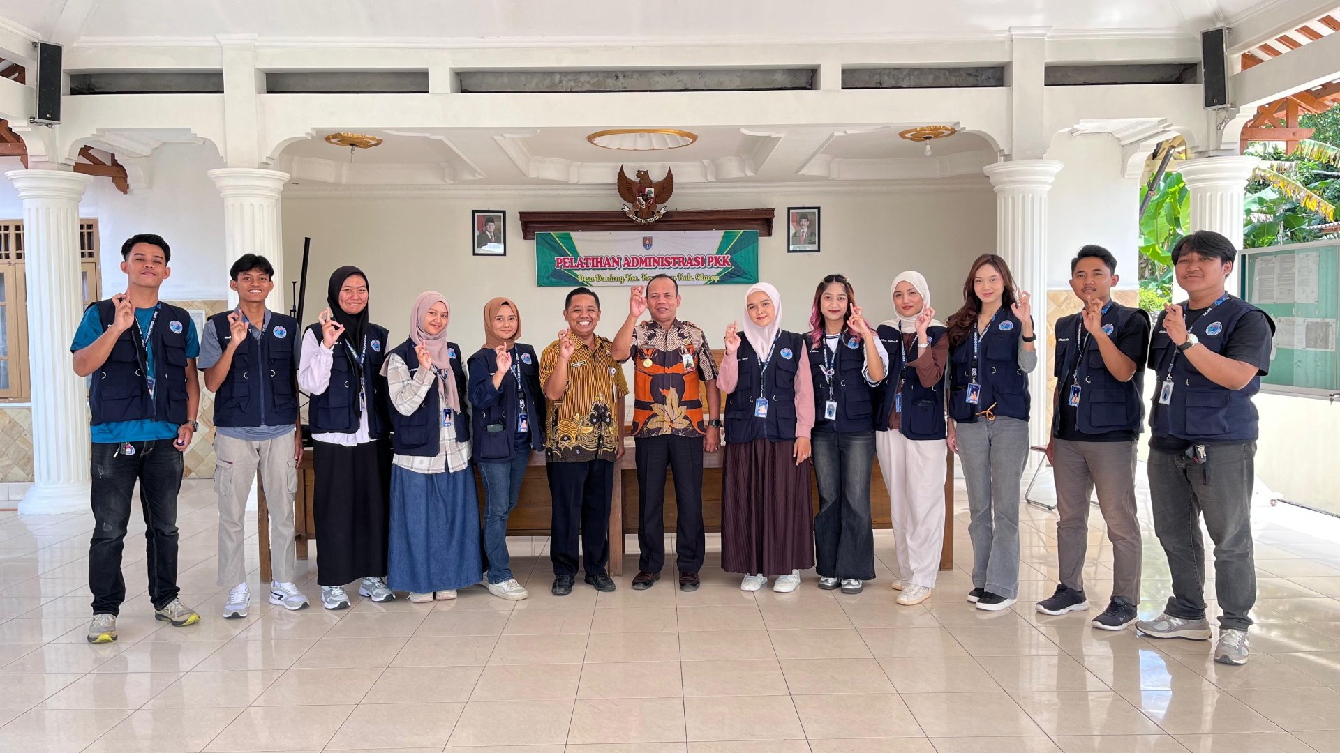 Pemaparan program kerja di balai desa