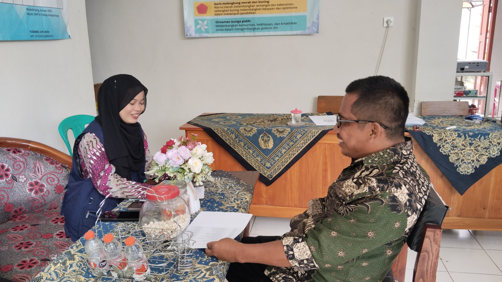 KKN hari kedua mengunjungi sekolah terkait program pendidikan