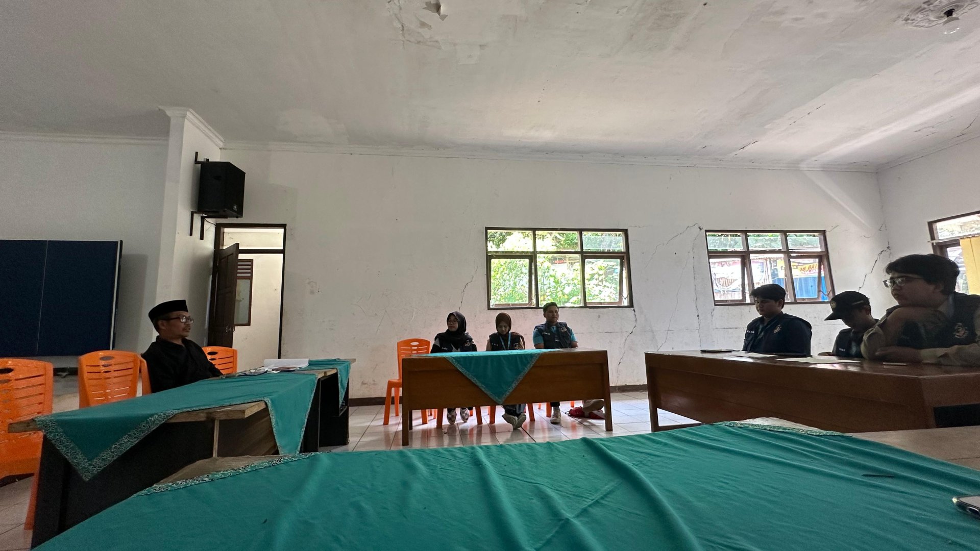 Pembahasan proker bersama kades beserta perangkat desa