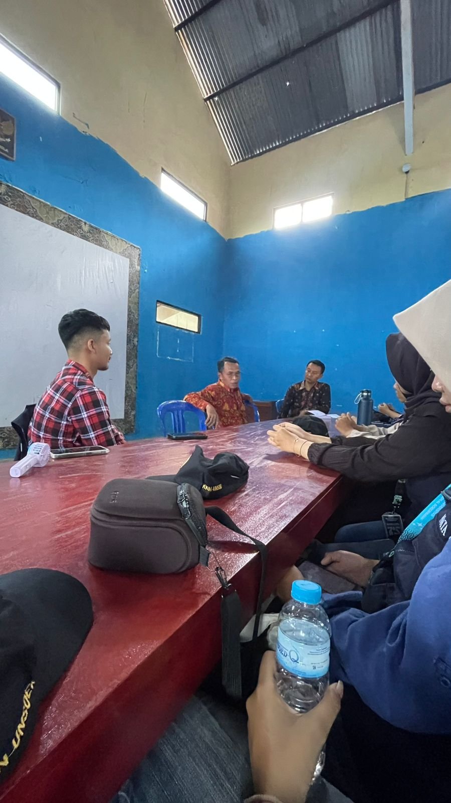 Kunjungan ke Balai Desa Besuki