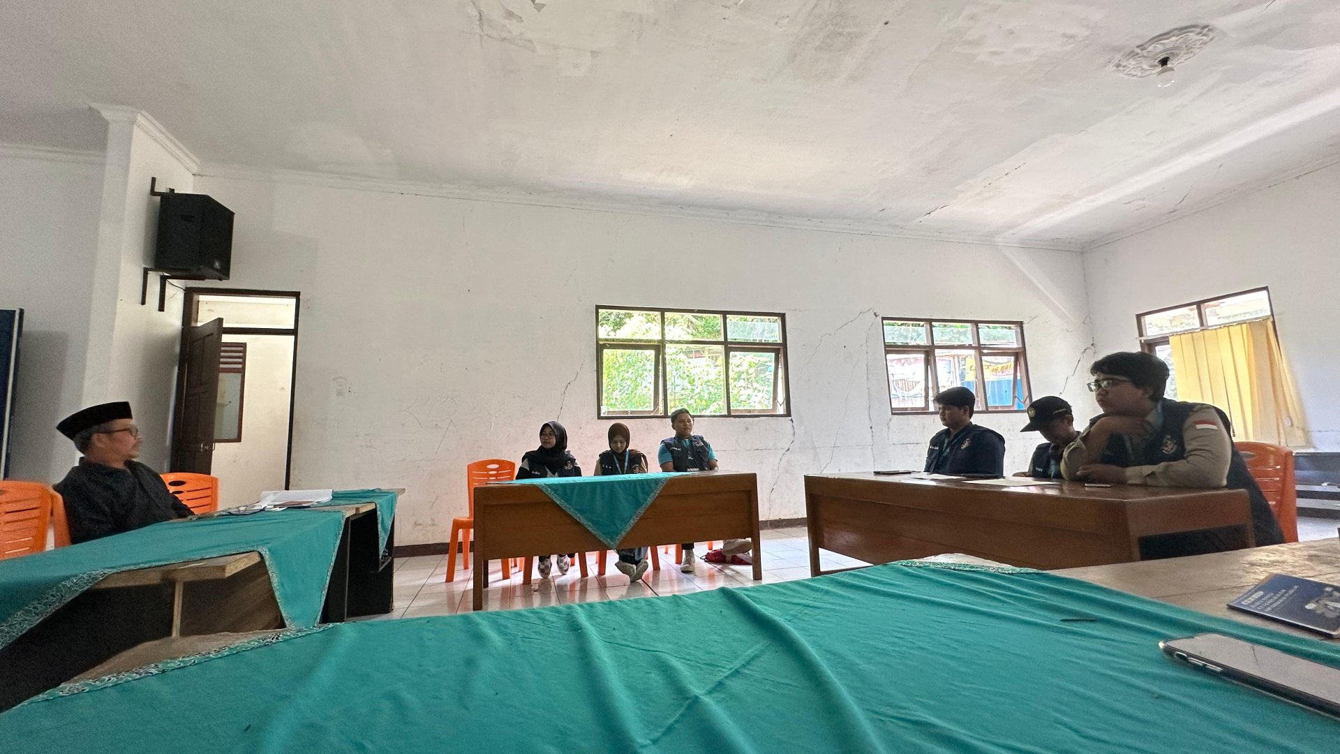 pemaparan program kerja (laporan tentatif)bersama Pak Kades dan Pak Carik Desa Kalikesur