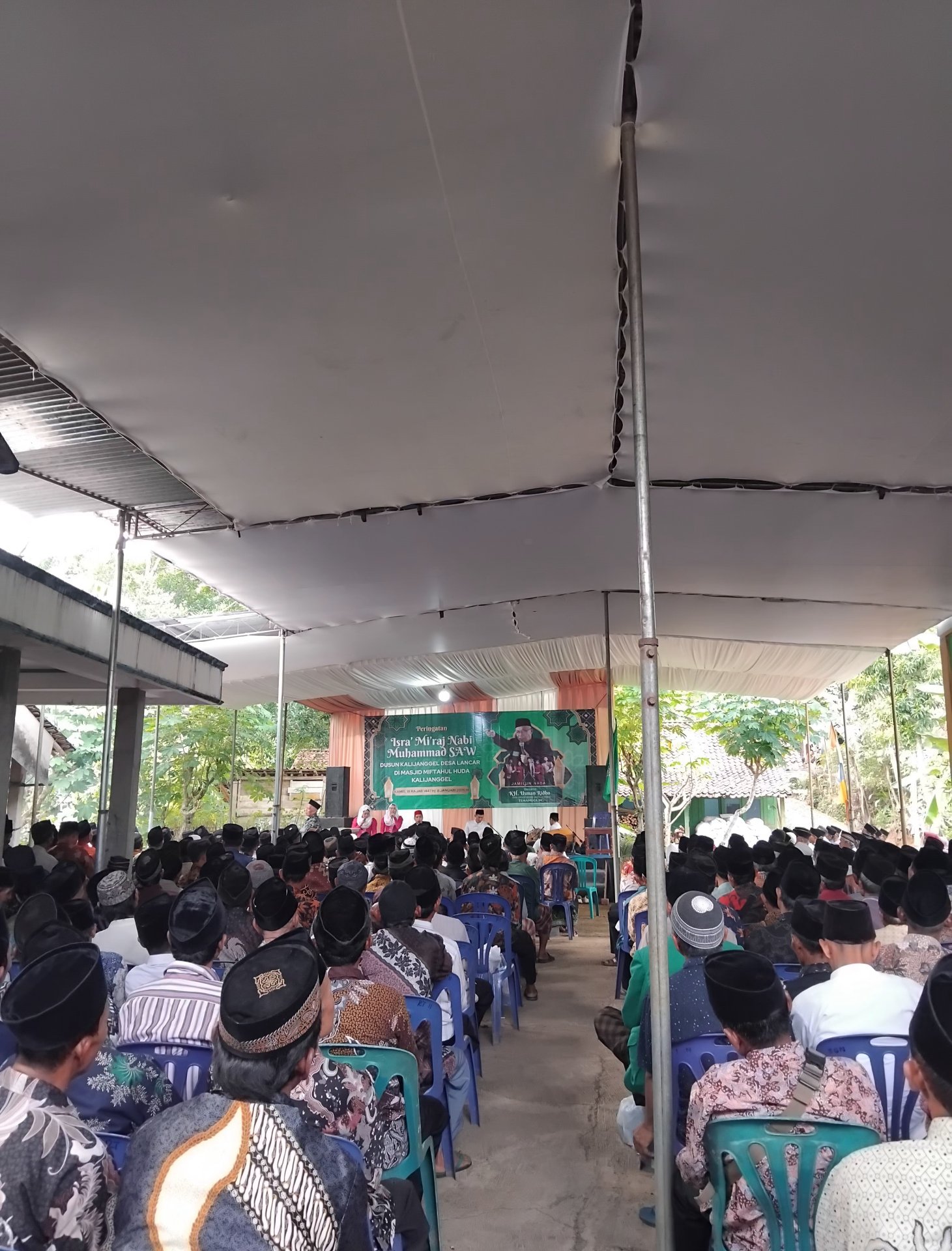 Pengajian dalan rangka memperingati Isra Mi'raj Nabi Muhammad SAW di dusun Kalijanggel