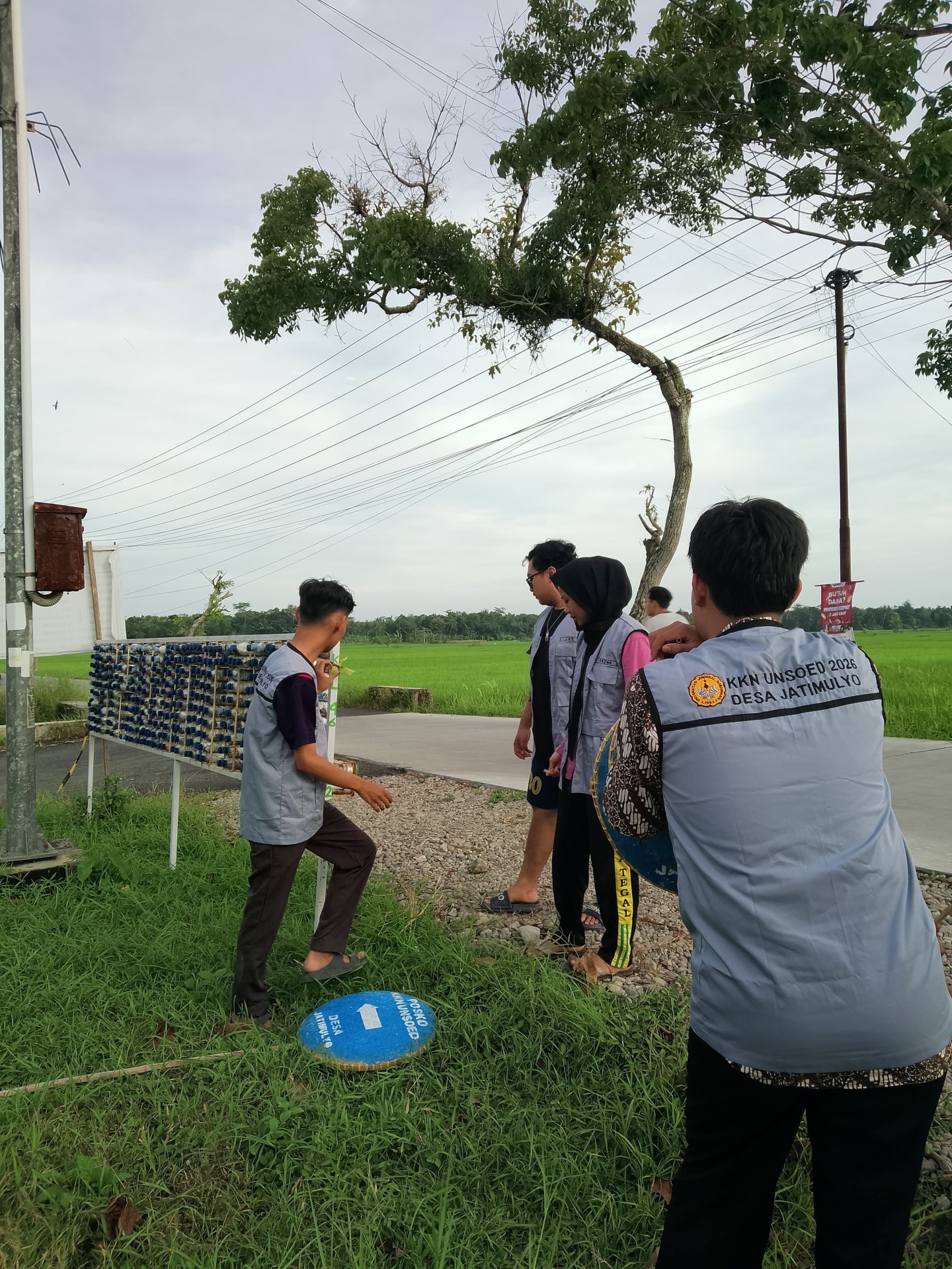 Pemasangan penunjuk arah