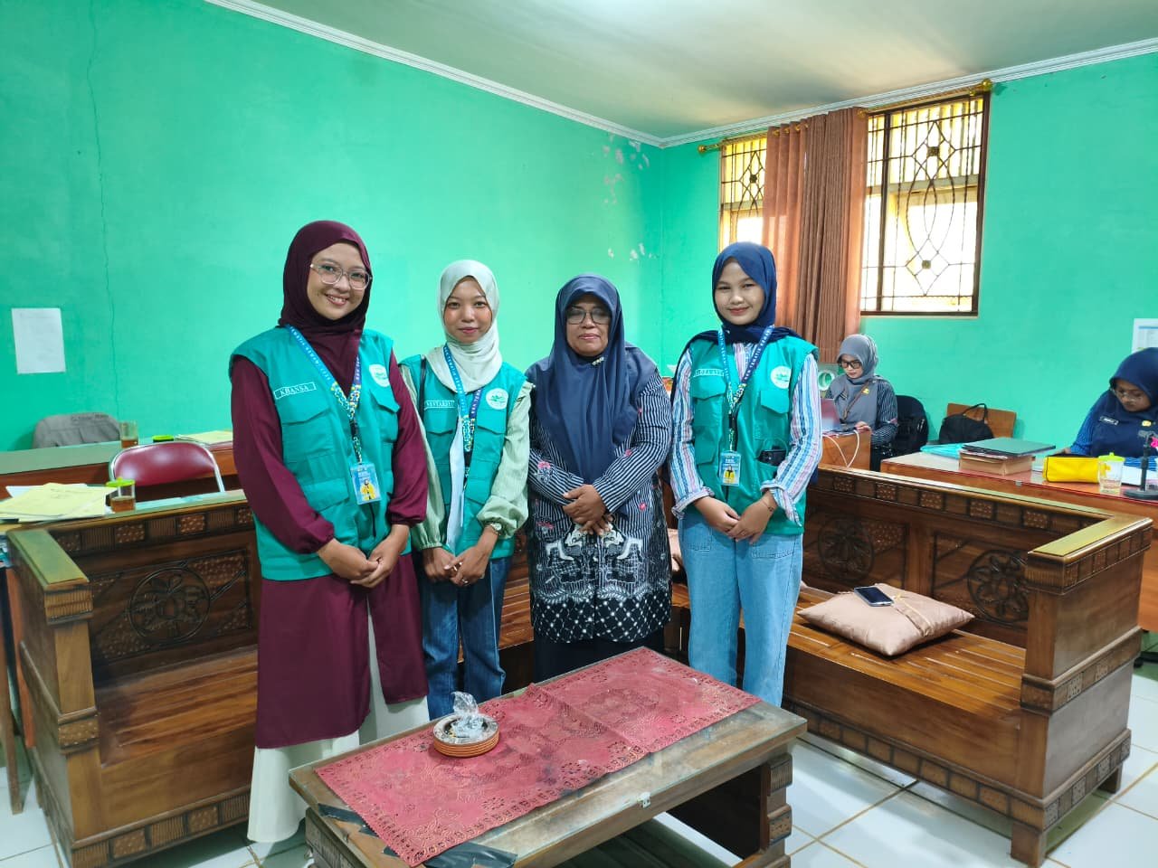 Pelaksanaan Kunjungan Koordinasi Program Kerja serta Pembuatan Sarana Pendukung Program Kerja