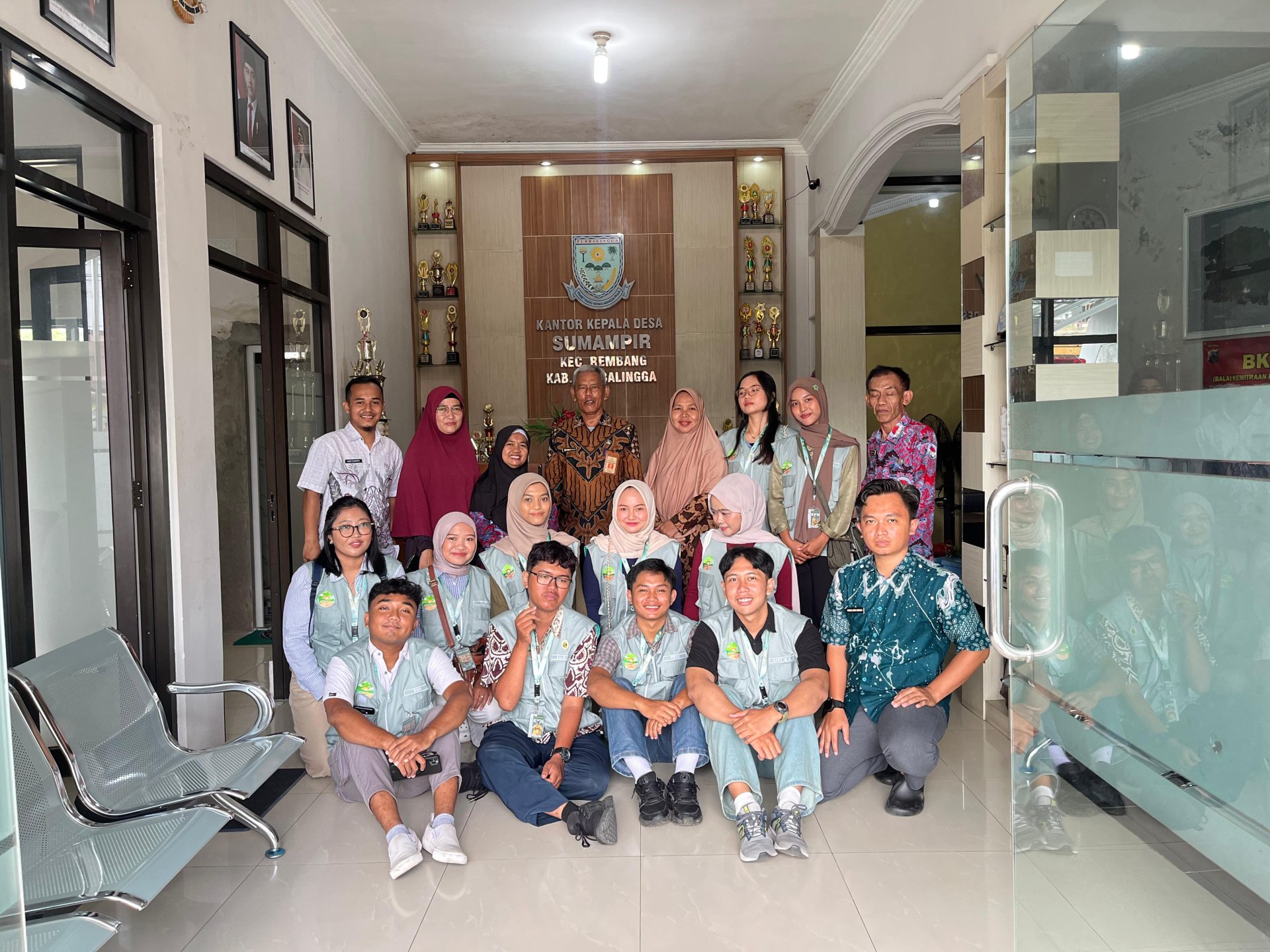 Kunjungan Balai Desa