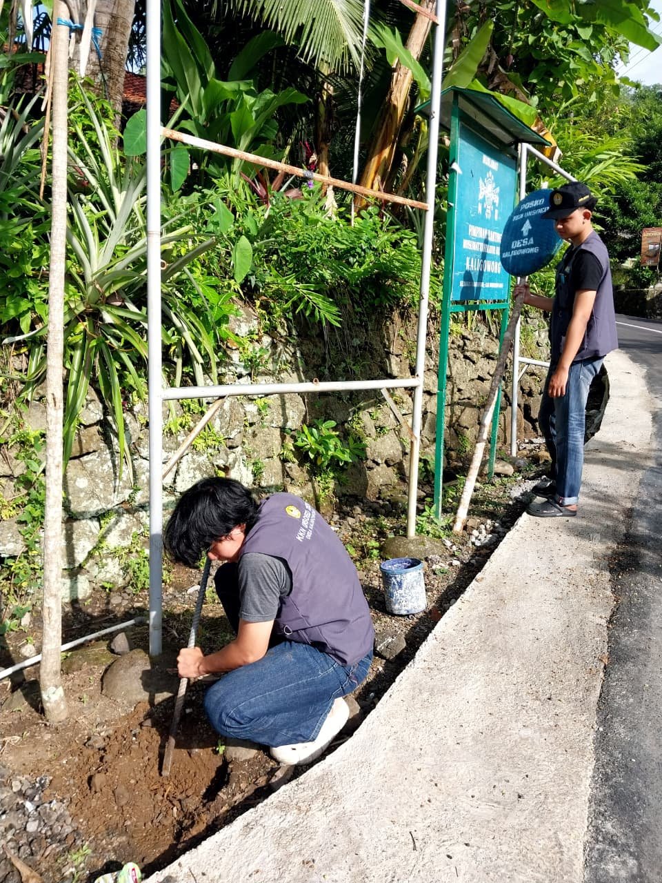 Day 2 Pemasangan tapah dan Diskusi dengan Pak Sekdes serta silaturahmi ke rumah Kades