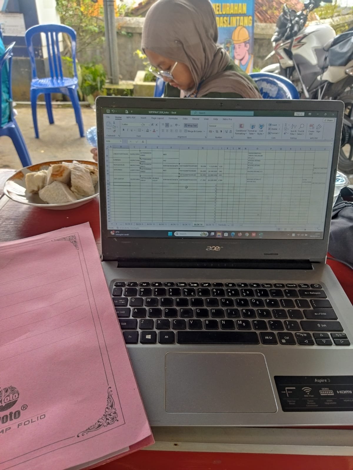 Kegiatan KKN Hari ke 2 (Pendampingan Pendataan Sertifikat Tanah di Kelurahan)