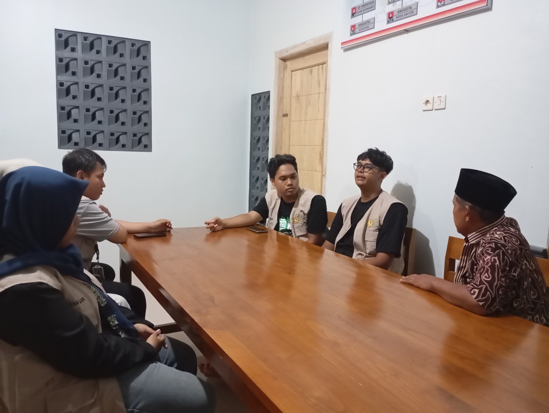 Kunjungan ke tokoh-tokoh desa