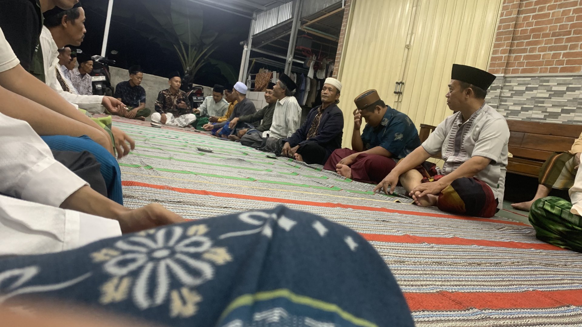 Tahlilan bersama masyarakat