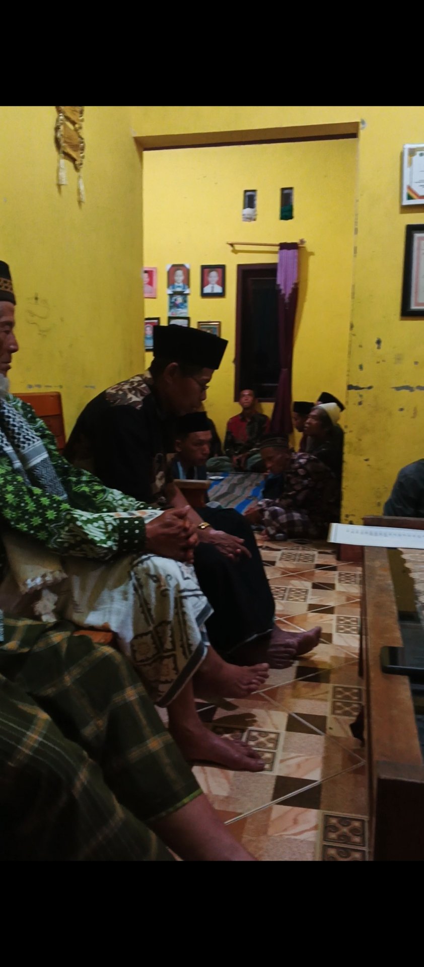 Tahlil Rutinan di Malam Jumat