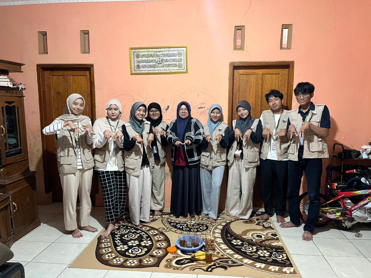 Koordinasi dengan ketua PKK desa Melung