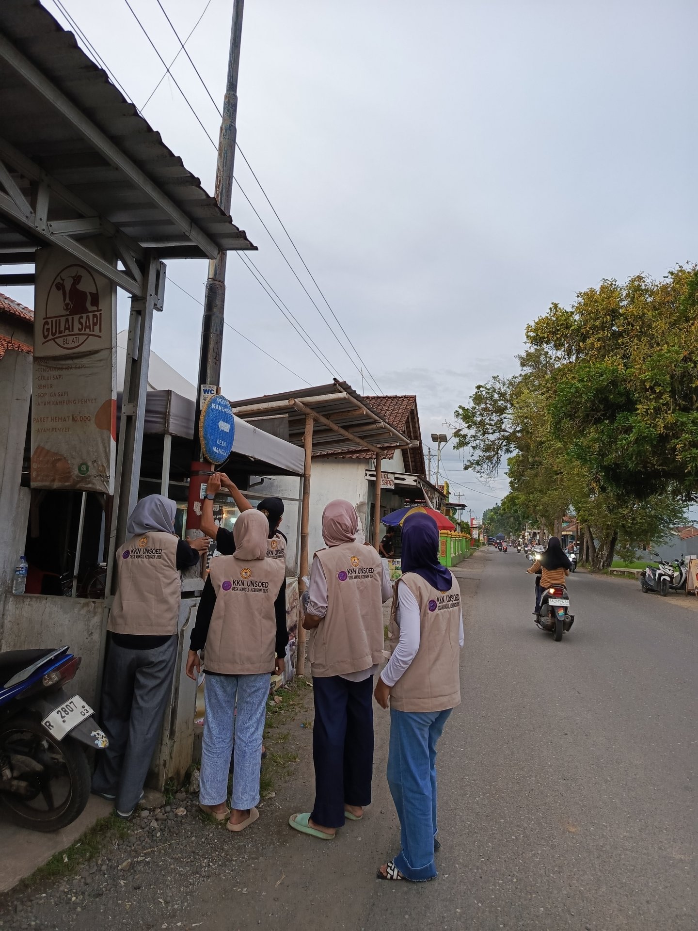 Pemasangan patok penanda