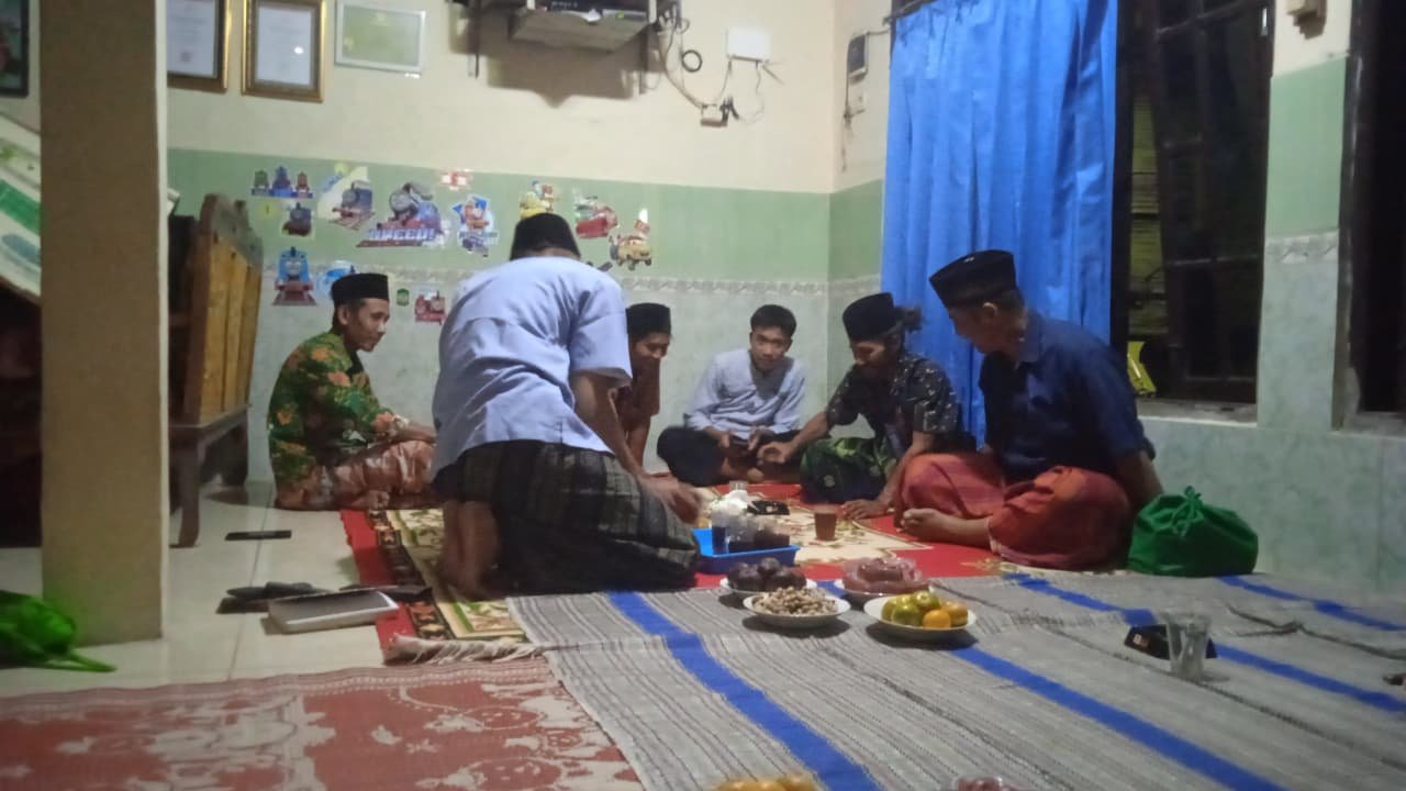 Kegiatan Posbindu dan Yasinan Karang Taruna