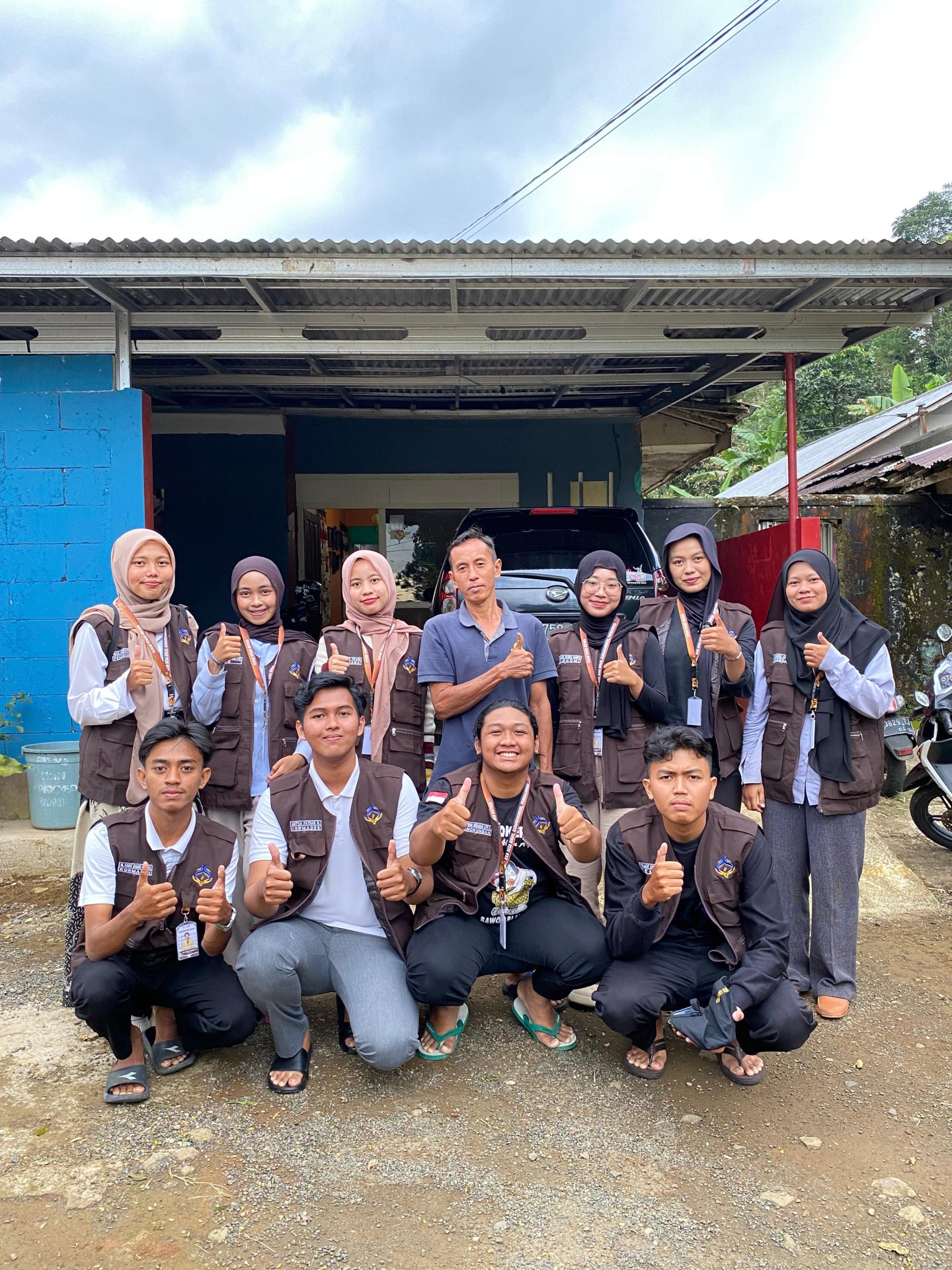 Kunjungan Ke Kediaman Kepala Dusun 1 Paguyangan, Desa Sirau