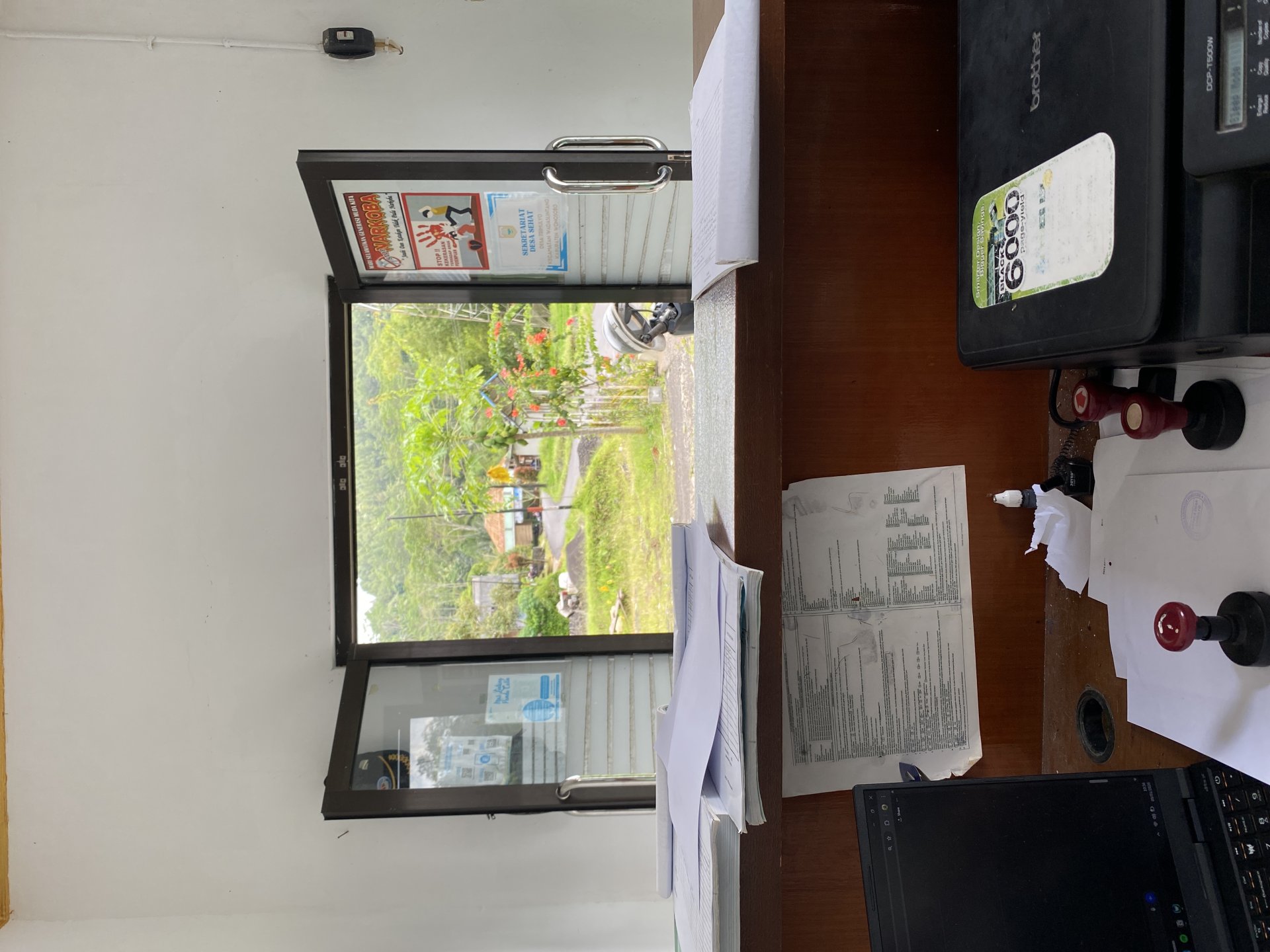 Piket Pelayanan Balai Desa Trimulyo