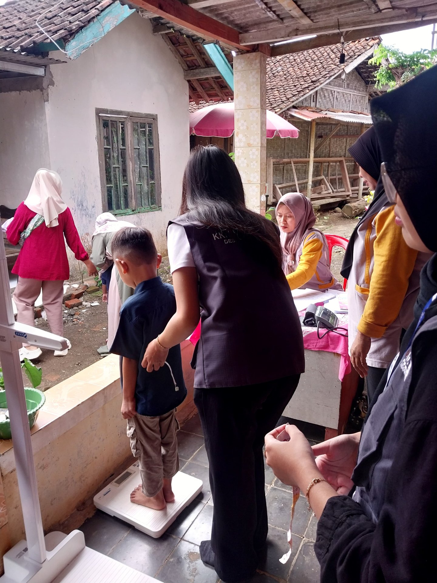 Posyandu dusun semawung, desa kaligowong