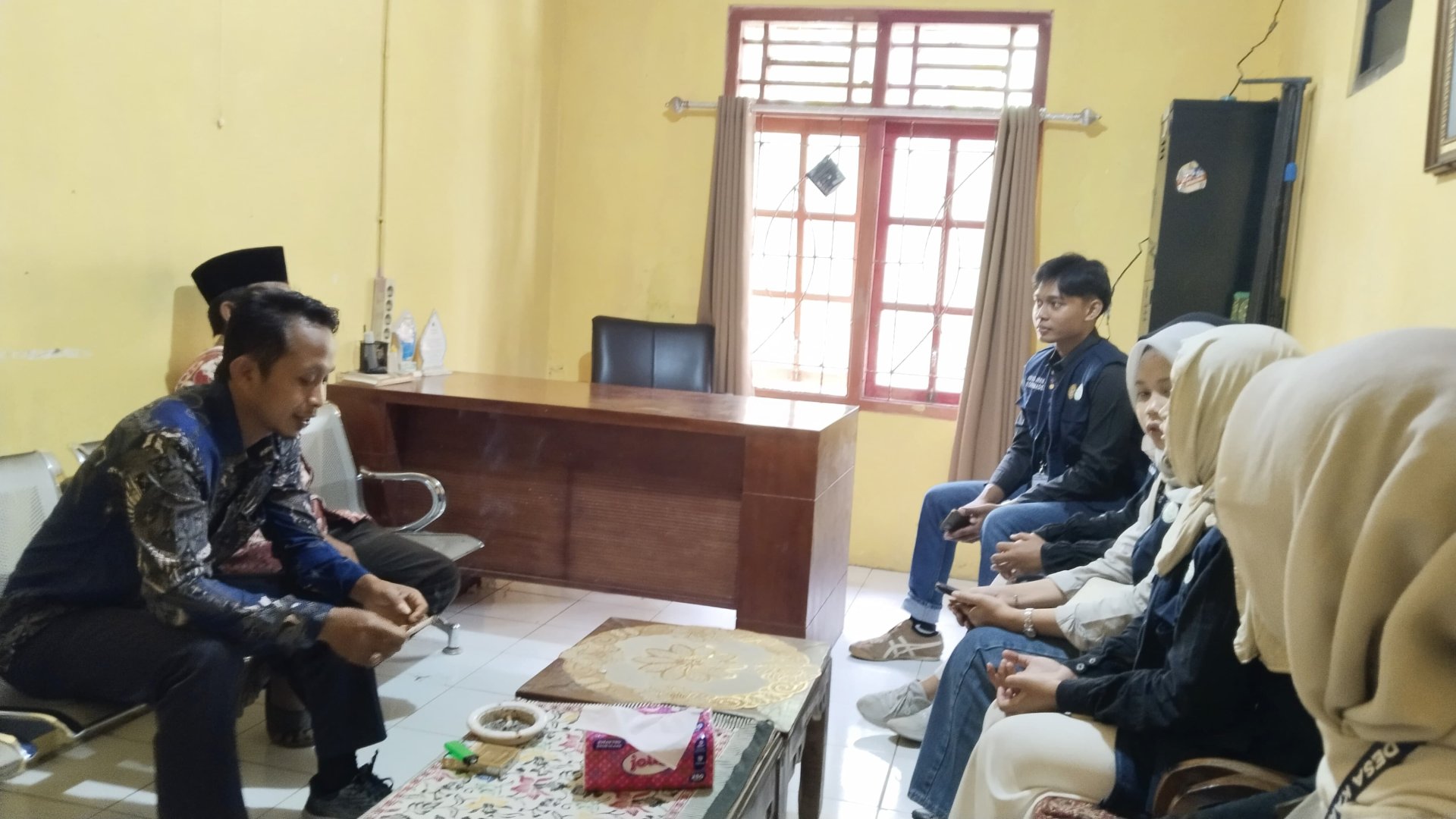 Kunjungan ke Kantor Desa Karanganyar