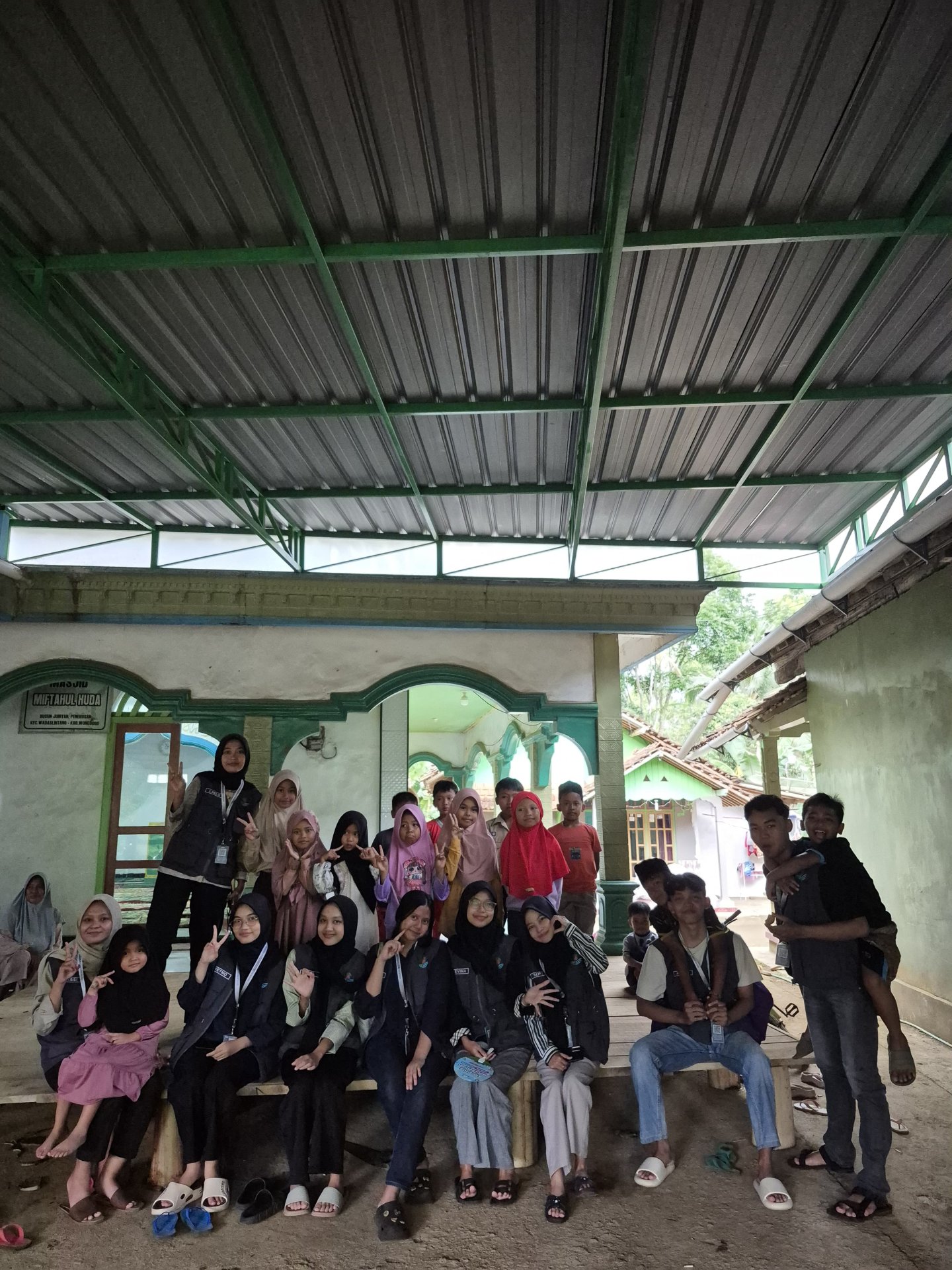 Kunjungan ke tokoh masyarakat Desa Panerusan