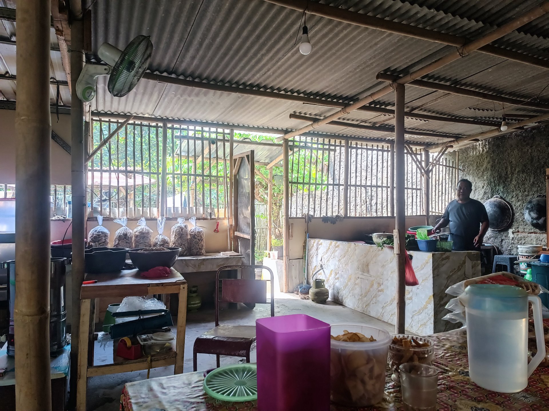 Kunjungan UMKM Peyek