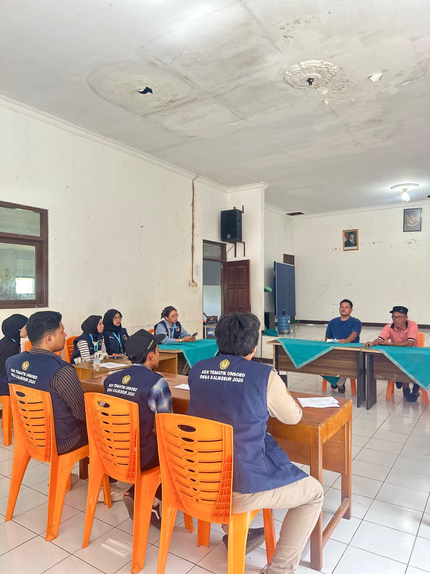 Pembahasan Program Kerja Penanaman Akar Wangi dan Penyebaran Undangan Sosialisasi Program Kerja