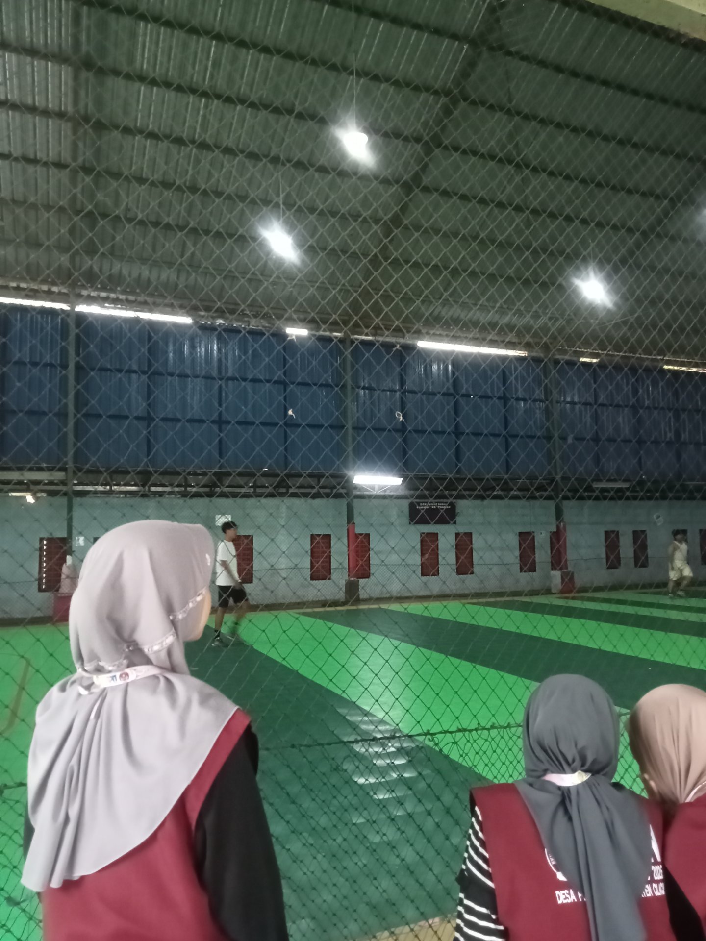 Pelatihan Futsal bagi Remaja