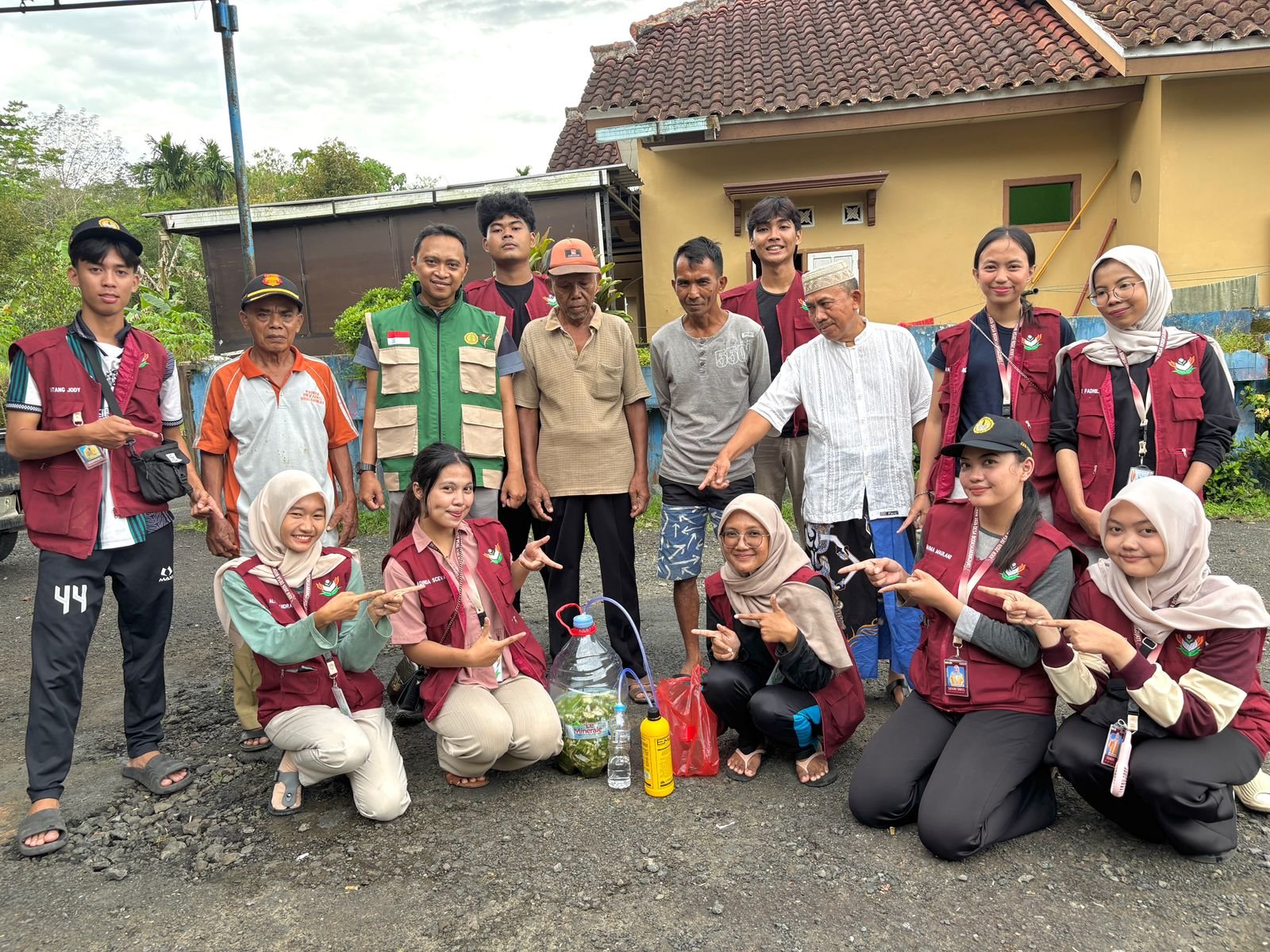 PEMBUATAN PUPUK ORGANIK CAIR