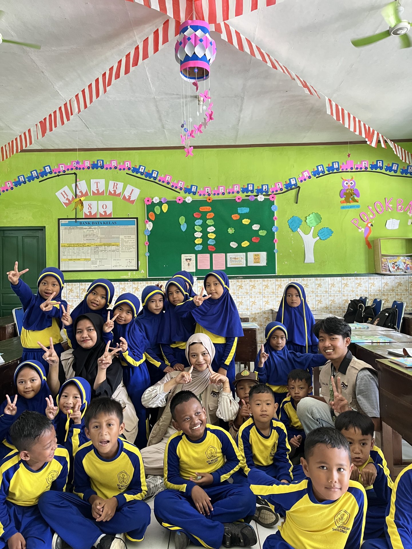 Sosialisasi PHBS ke anak SD
