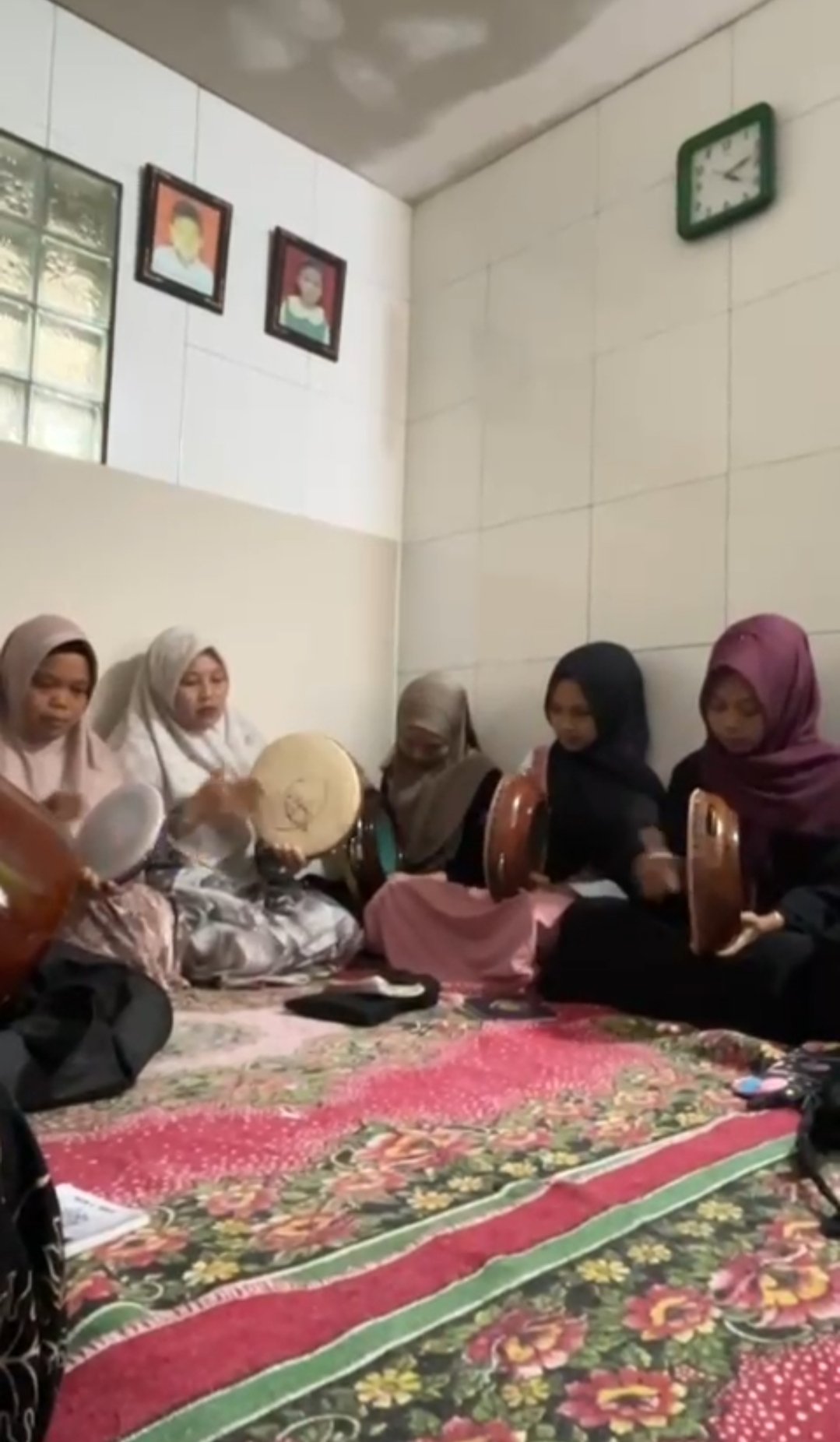 Kegiatan yasinan mingguan desa Gunungwuled