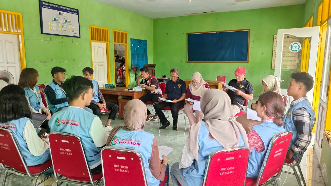 Pemaparan Proker di balai desa losari