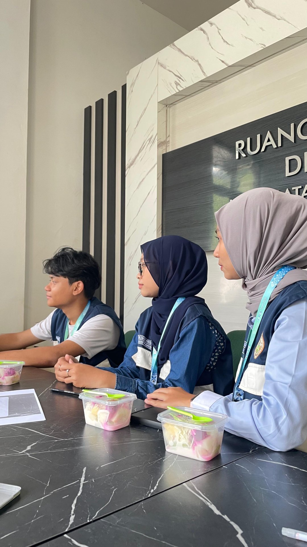 Melakukan analisis kebutuhan pengguna untuk aplikasi sistem informasi arsip digital di balai Desa Tirip