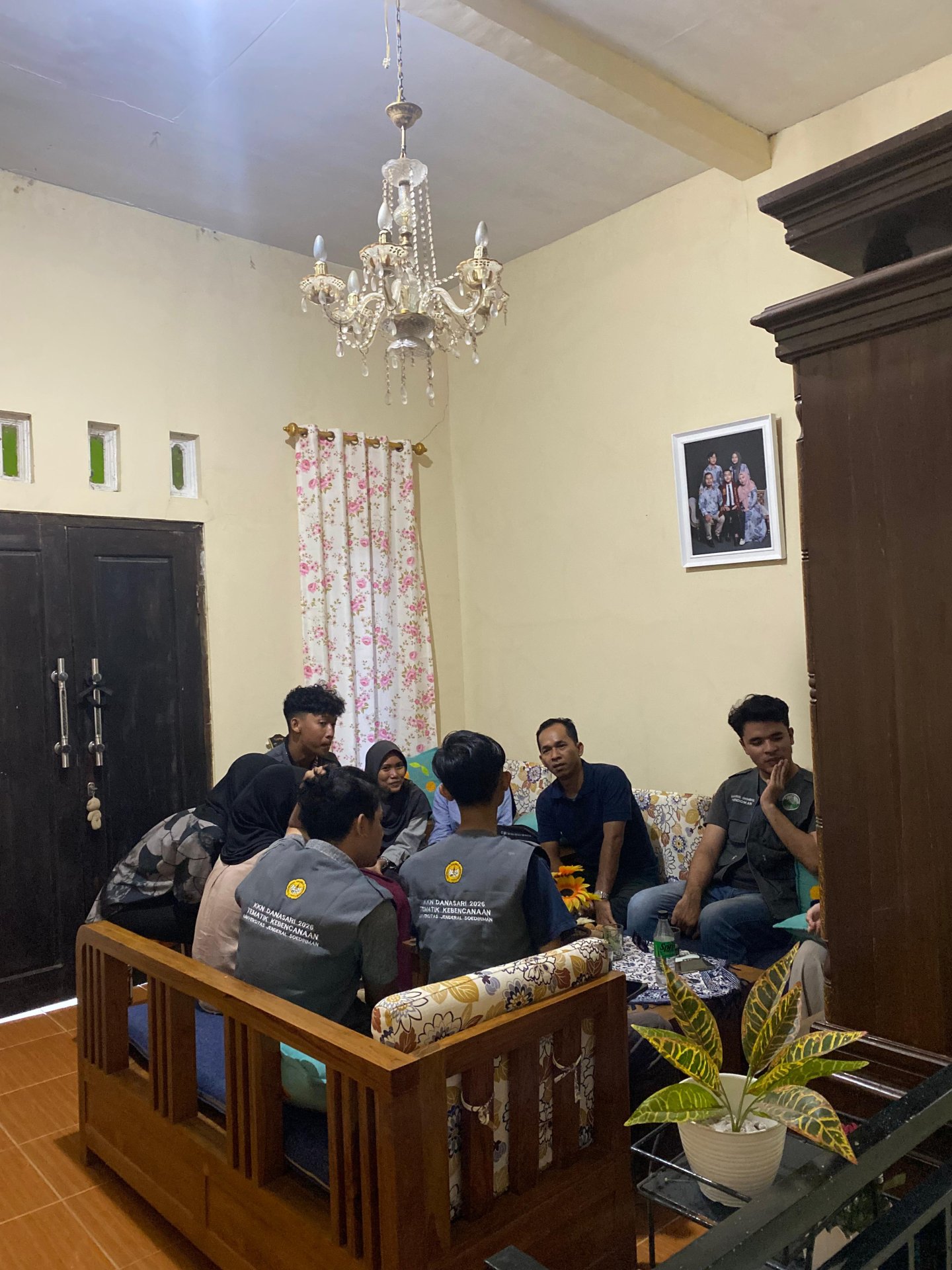 Diskusi dengan Bapak Kepala Desa