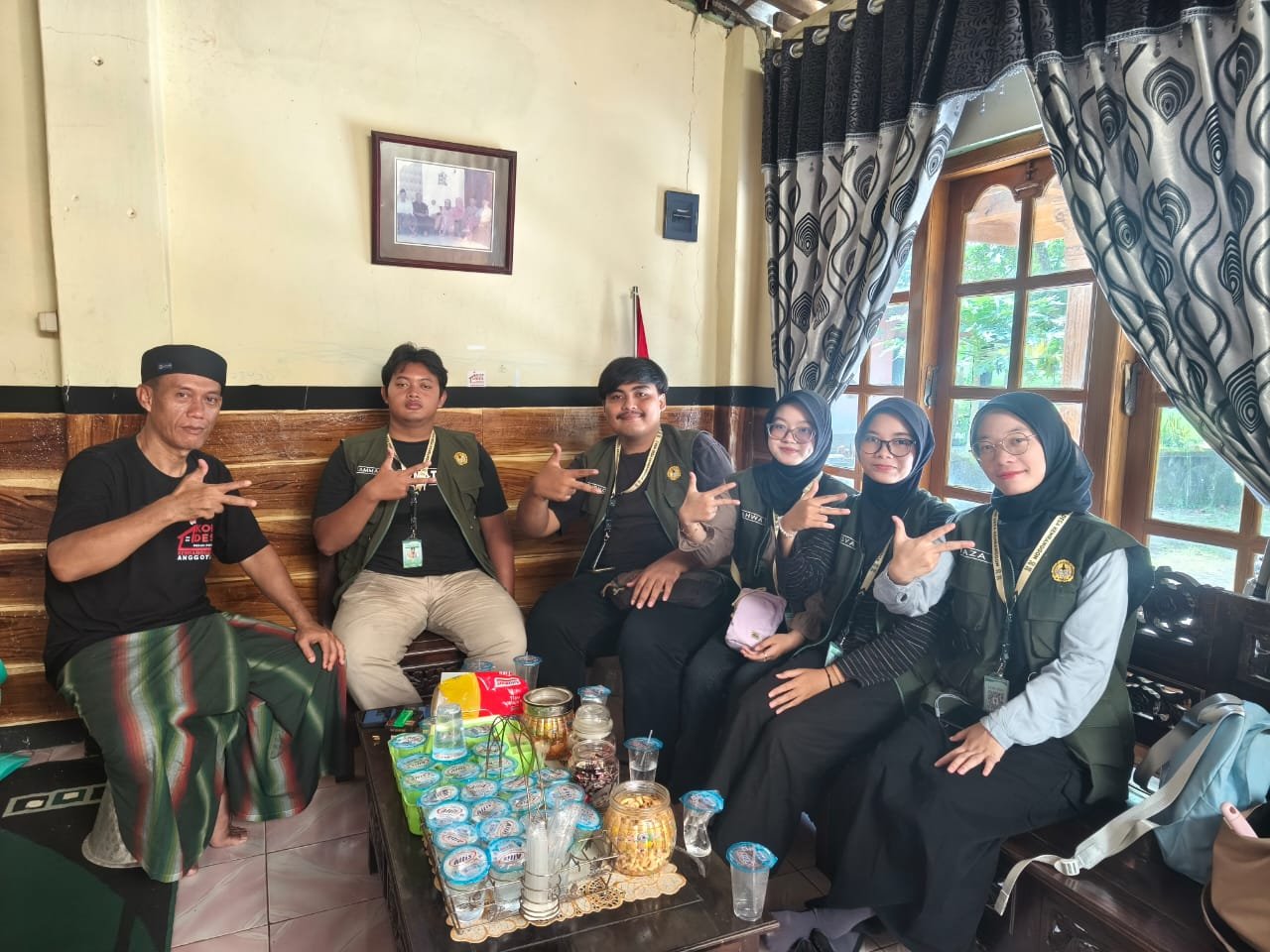 Hari 3.4 (Pemberian surat kepada semua SD di desa Kemranggon)