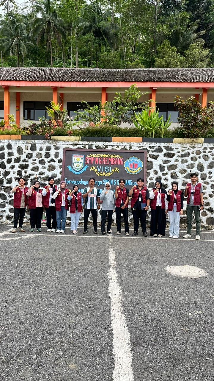 Kunjungan ke SMP Negeri 6 Rembang