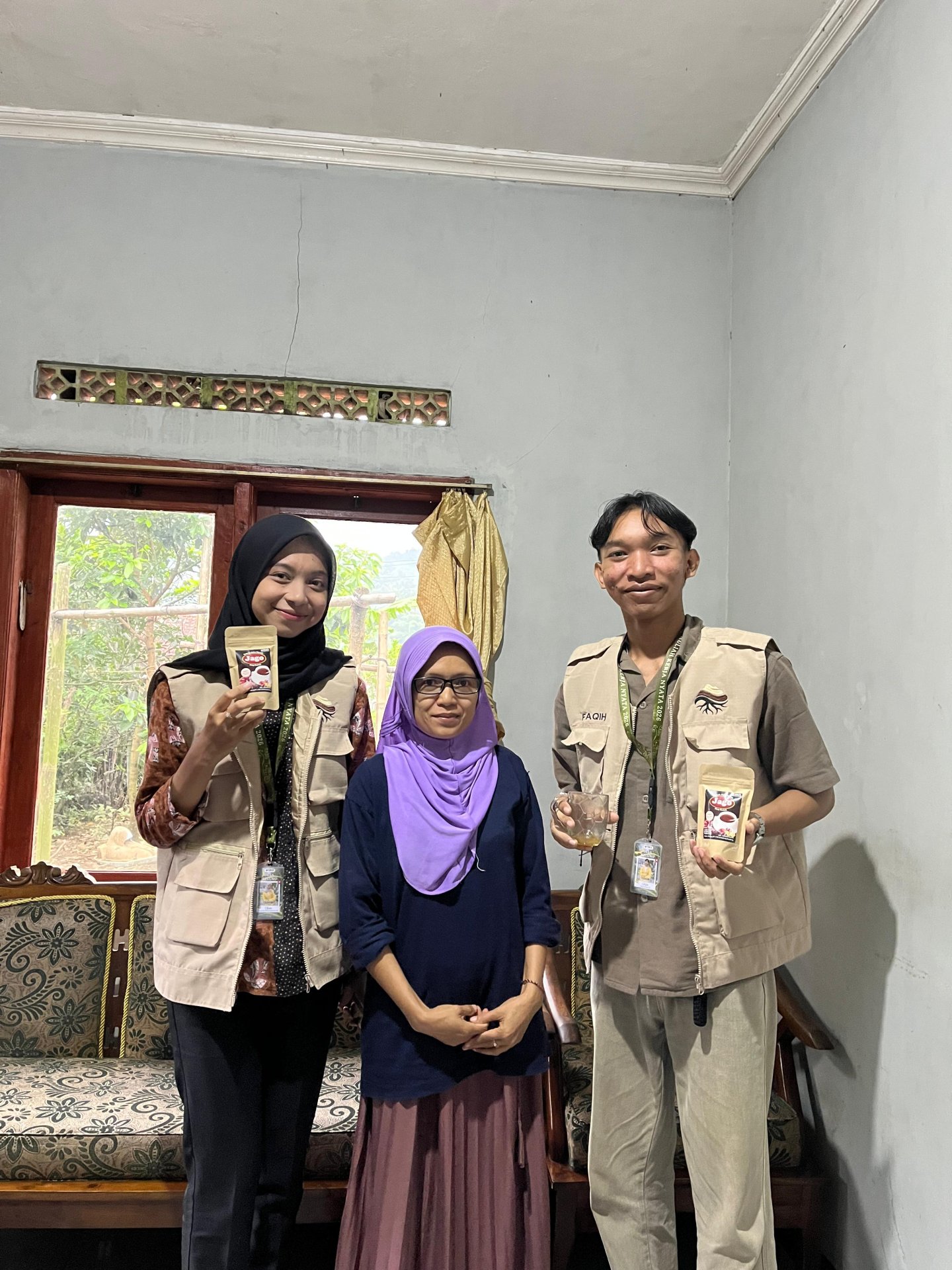 Kunjungan UMKM minuman serbuk jahe