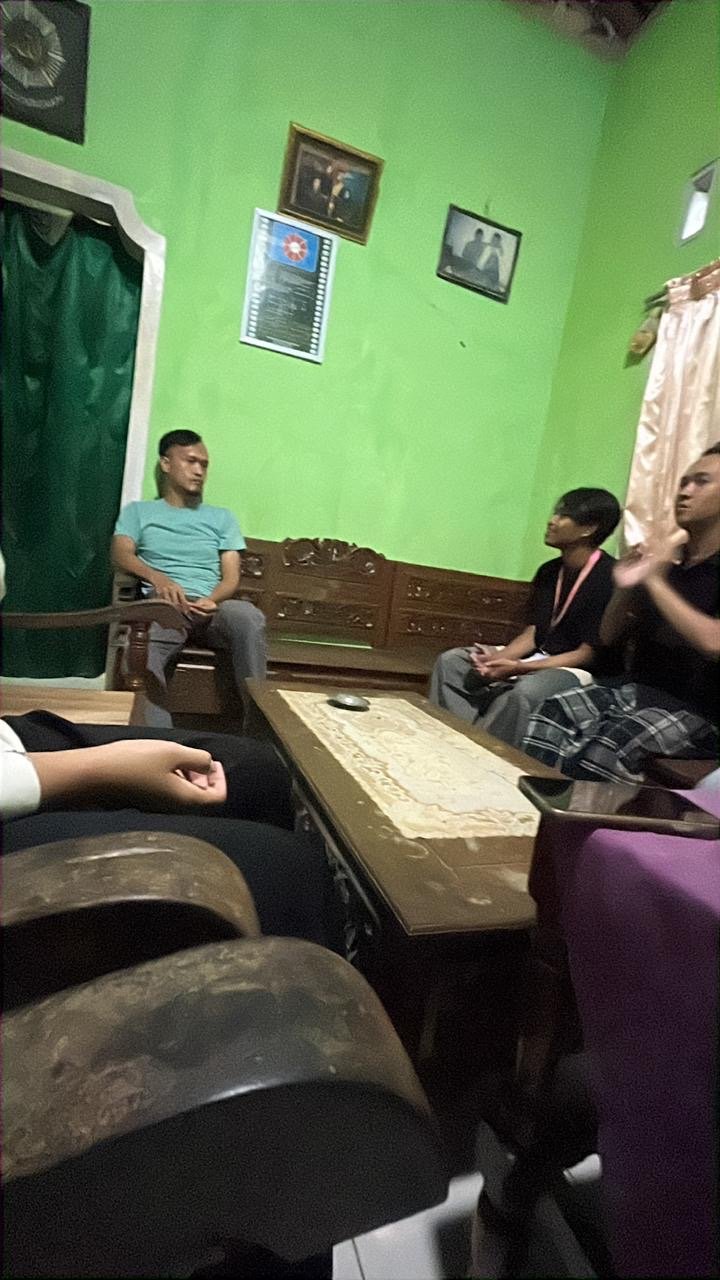 Silaturahmi ke Rumah Kepala Dusun 1 Desa Tanalum