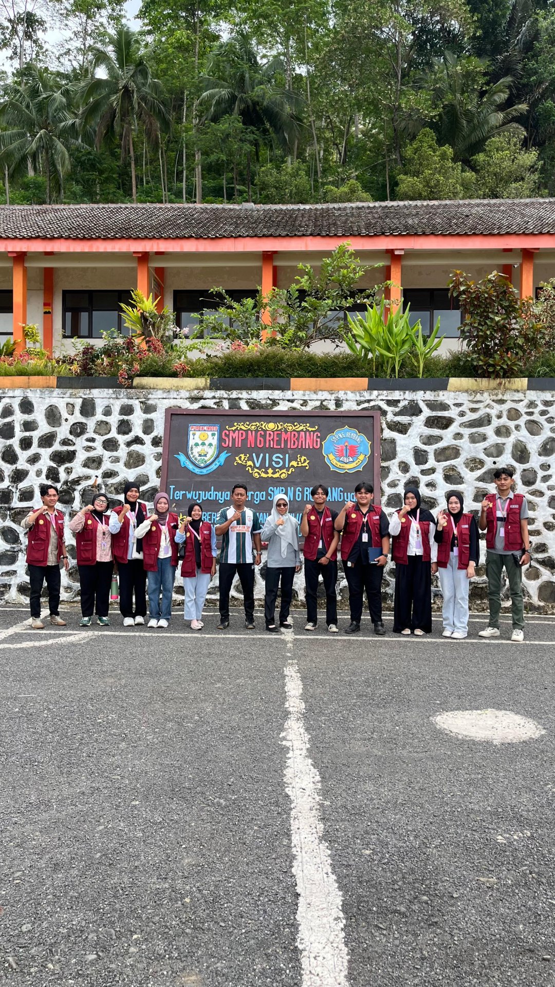 Kunjungan ke SMP Negeri 6 Rembang