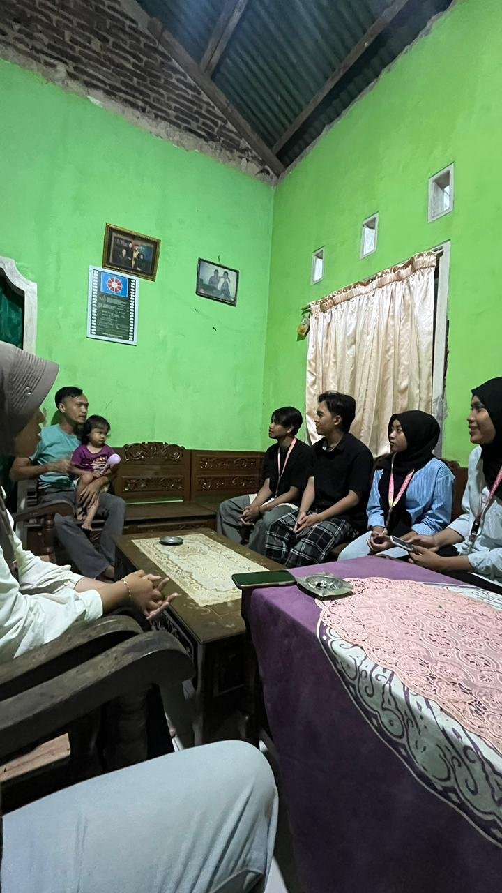 Silaturahmi ke Rumah Kepala Dusun 1 Desa Tanalum Bapak Fattah